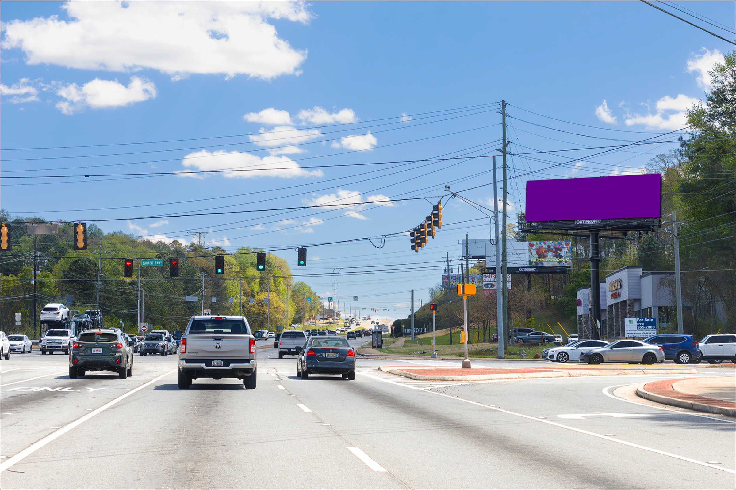 N Cobb Pkwy 150 ft S/O Barrett Pkwy W/S