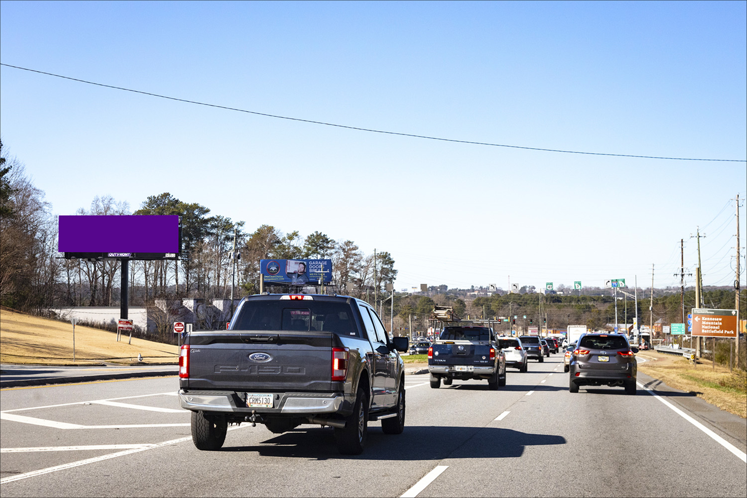N Cobb Pkwy 500 ft S/O Barrett Pkwy W/S
