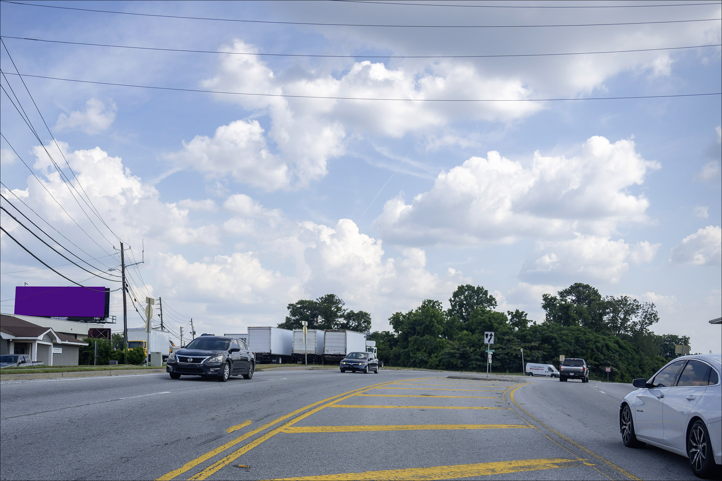 Clark Howell Hwy 0.3 mi N/O Forest Pkwy Rd E/S