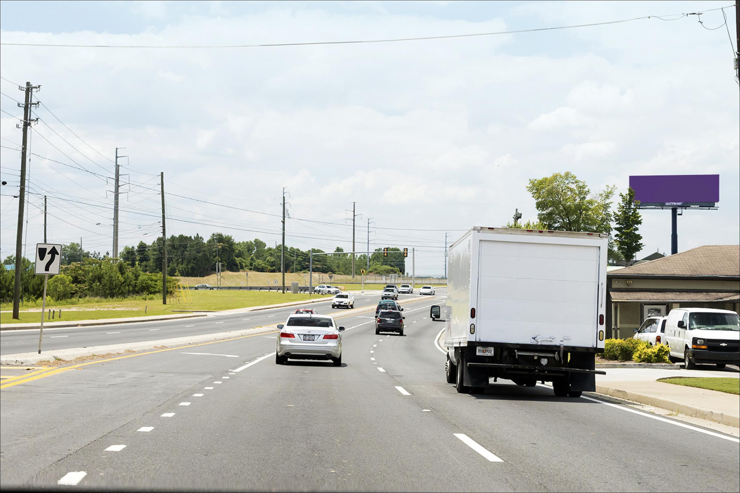 Buford Hwy 275 ft N/O Pleasant Hill Rd W/S