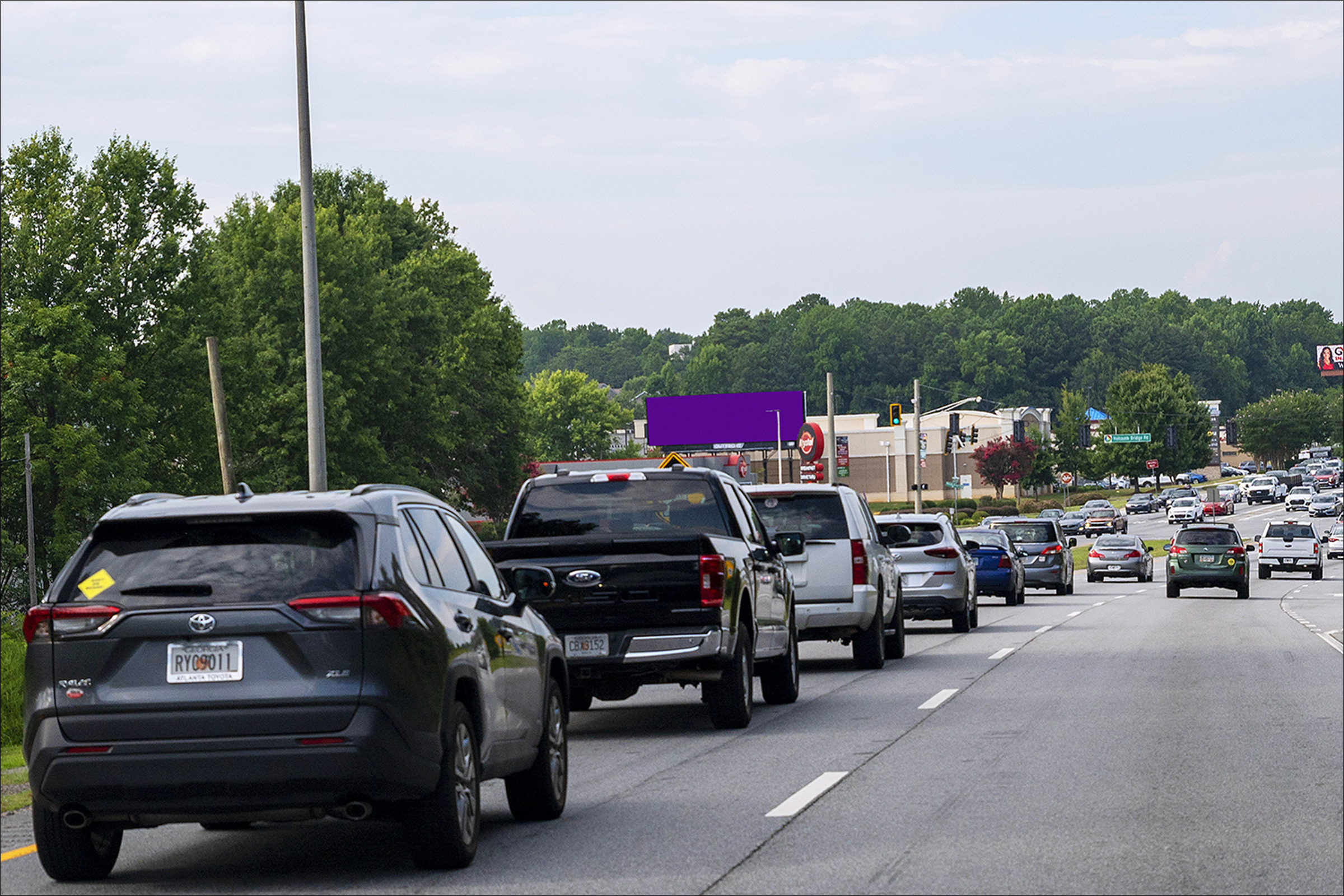Peachtree Pkwy 275 ft N/O Holcomb Bridge Rd W/S