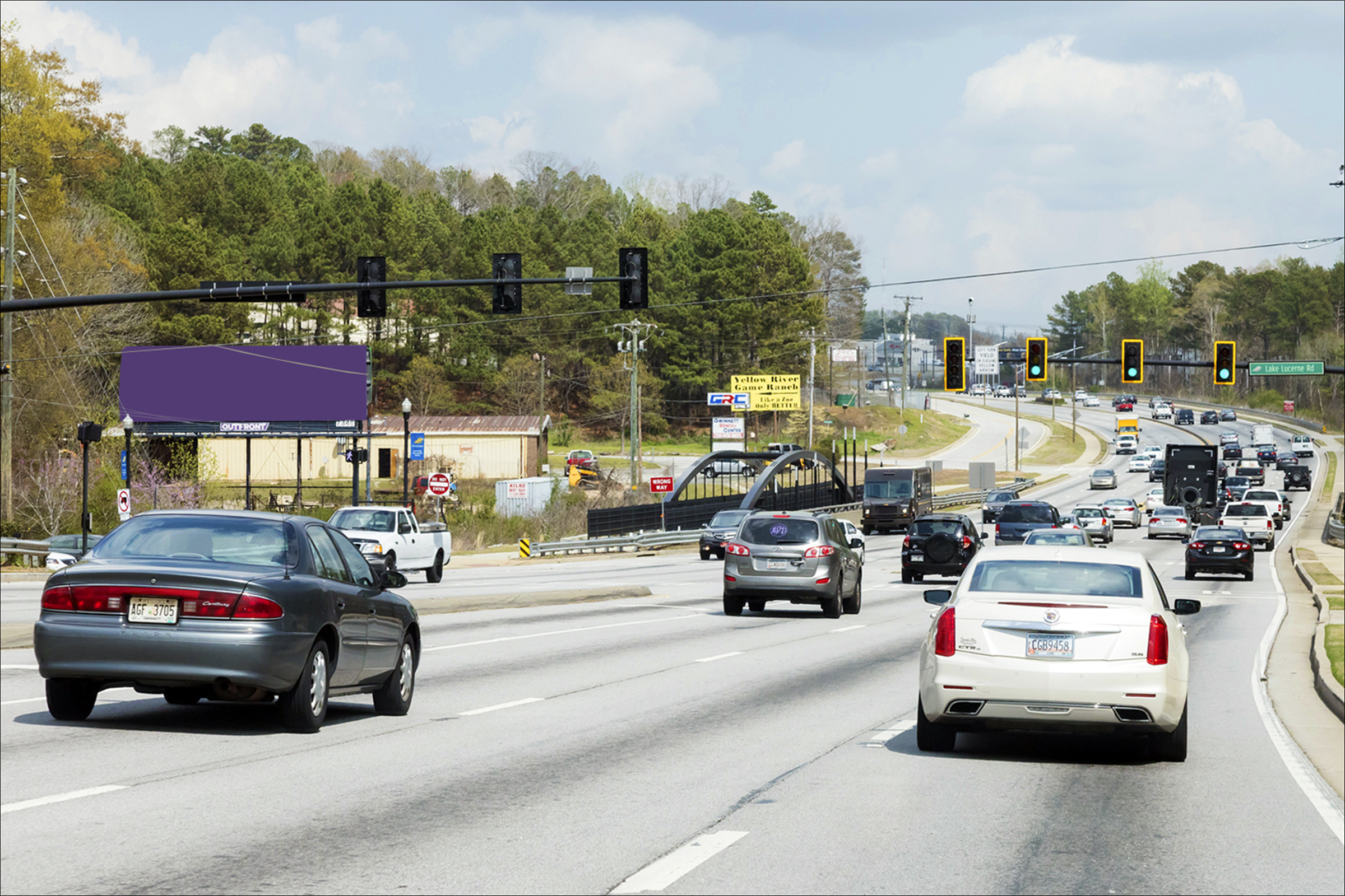 Stone Mountain Hwy 300 ft E/O Lake Lucerne Rd N/S