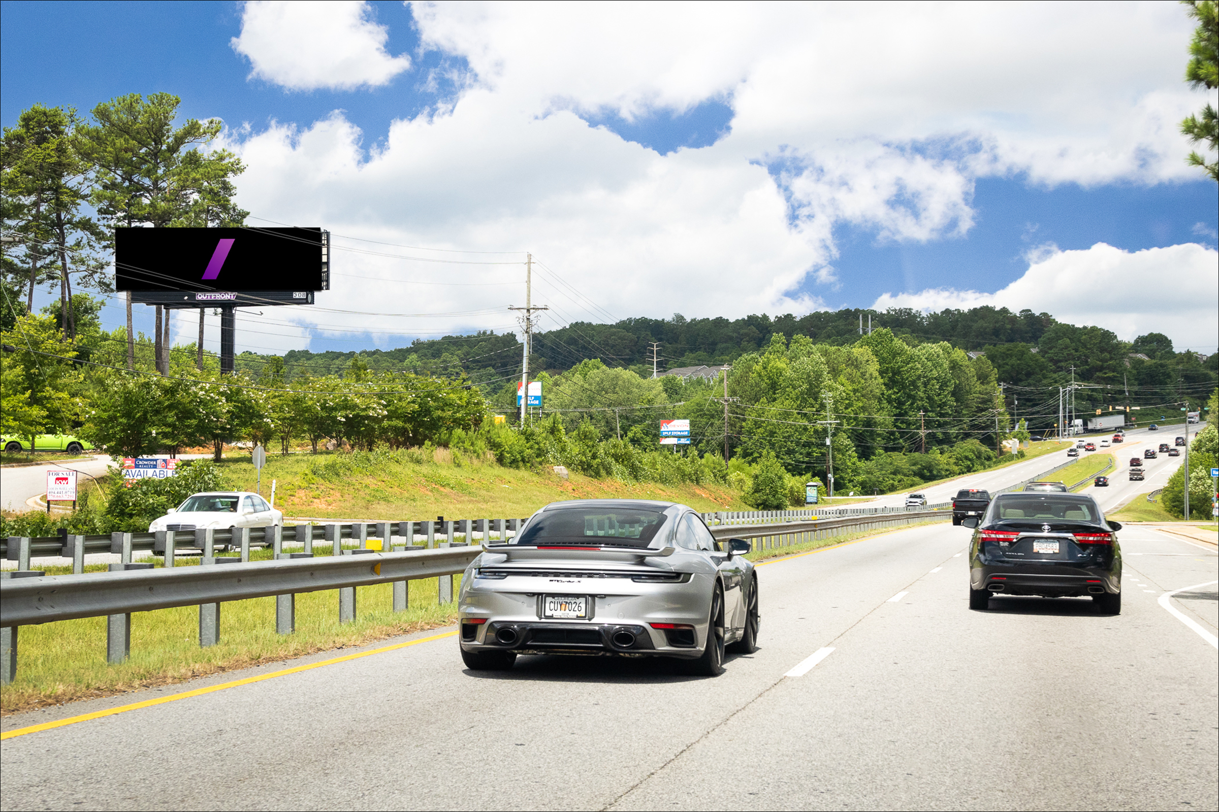 N Cobb Pkwy 150 ft N/O Asberry Dr W/S