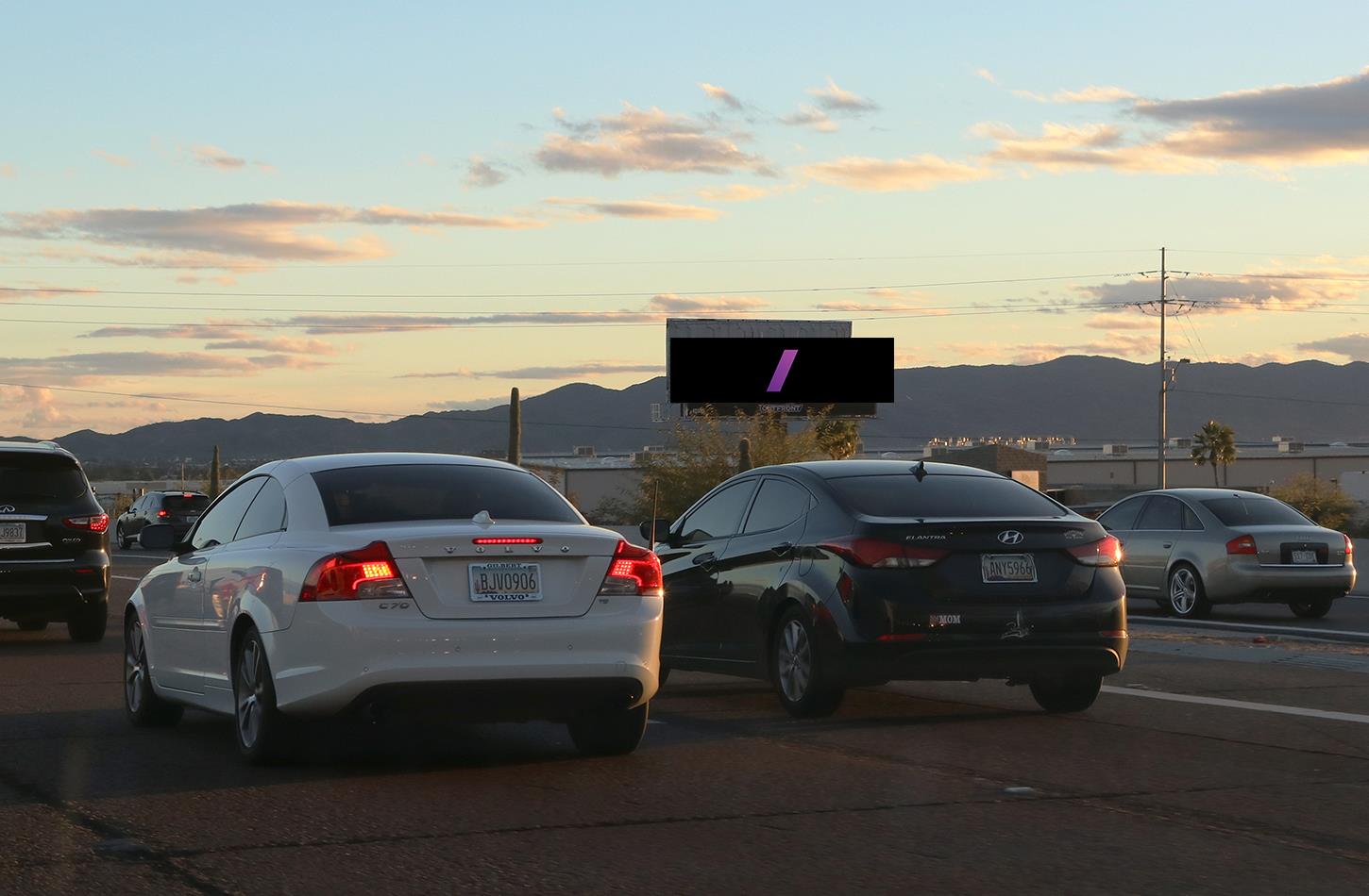 AZ 202 Loop (Red Mountain Fwy) 75 ft S/O Washington St W/S