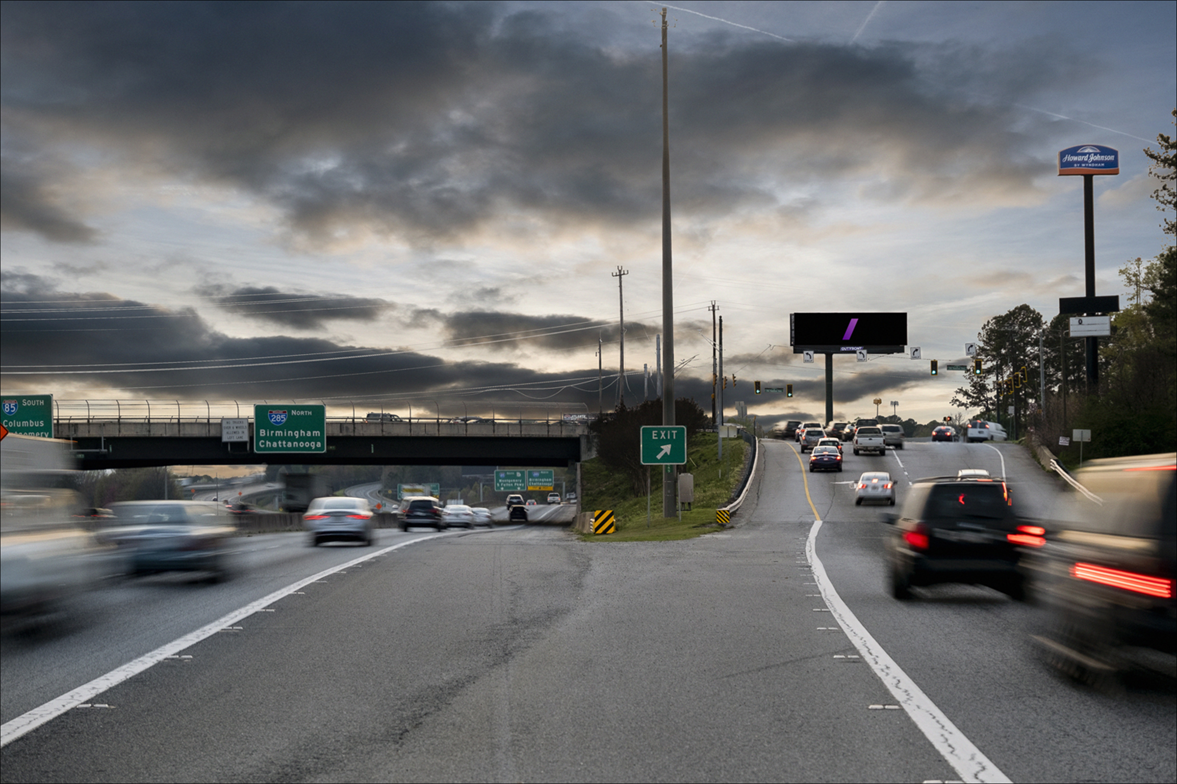 I-285/I-85S 275 ft W/O Old National Hwy N/S