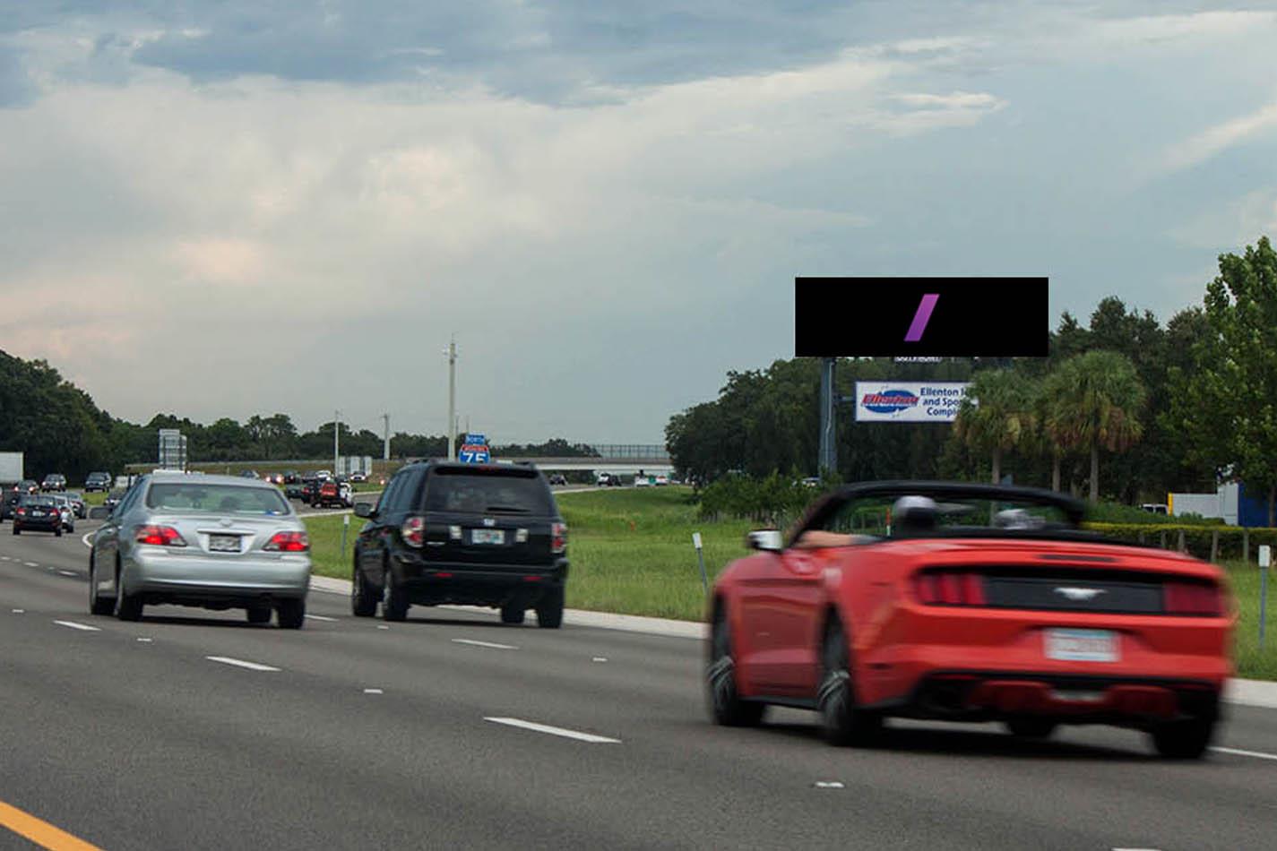 I-75/Premium Outlet Mall, .6 mi  n/o US 301  E/S