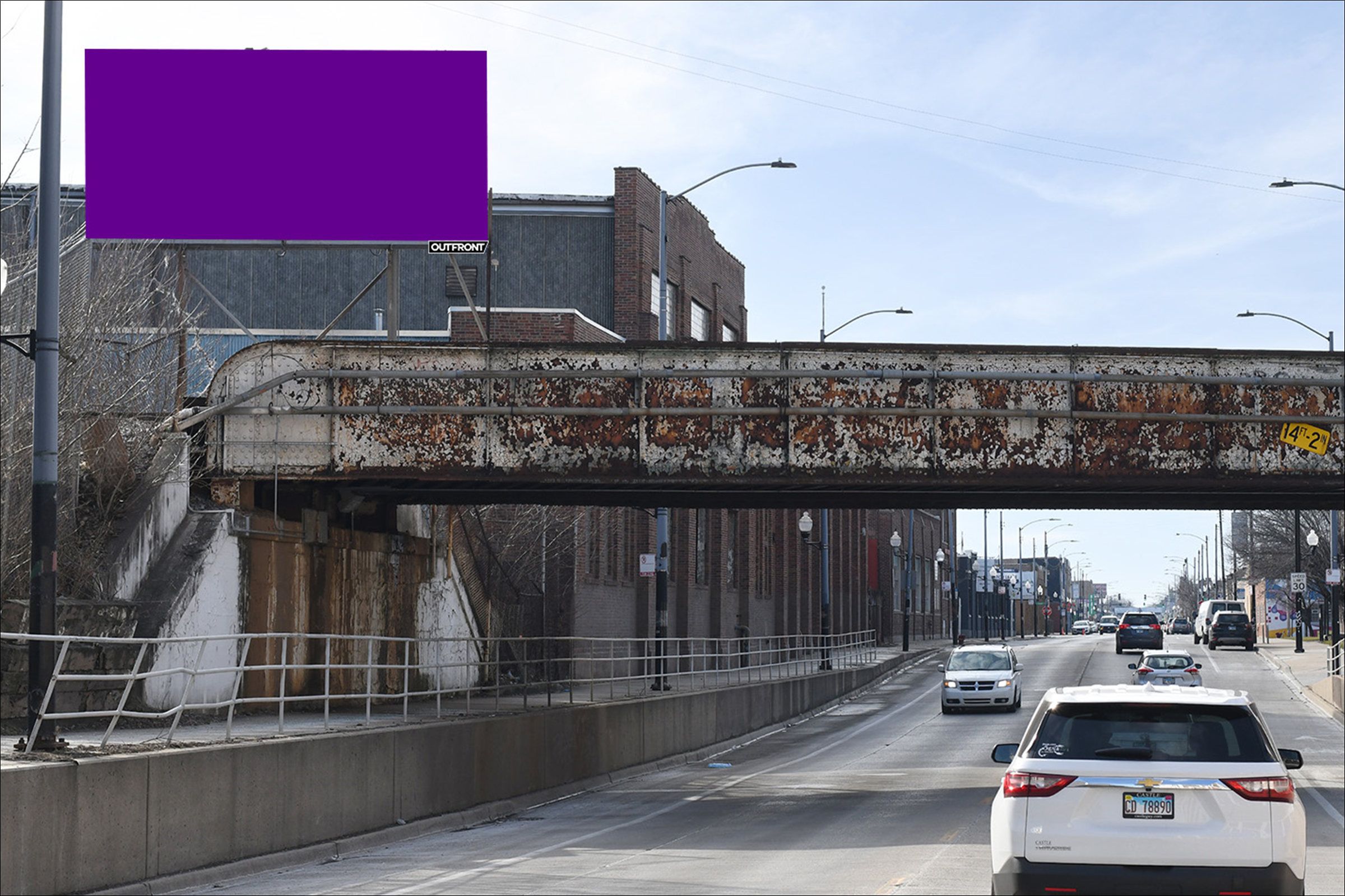 S/L Diversey Ave 550 ft W/O Karlov Ave