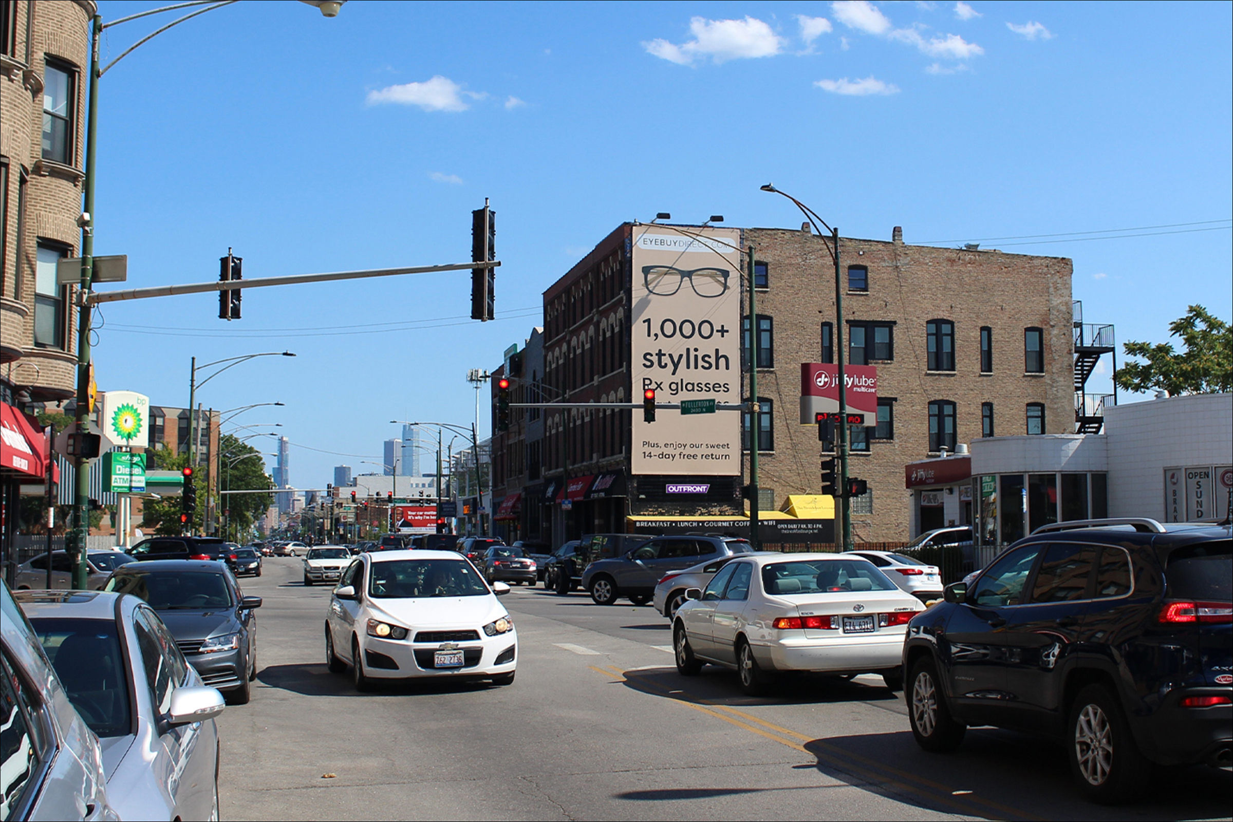 Clybourn Avenue 100 ft S/O Fullerton Avenue W/L
