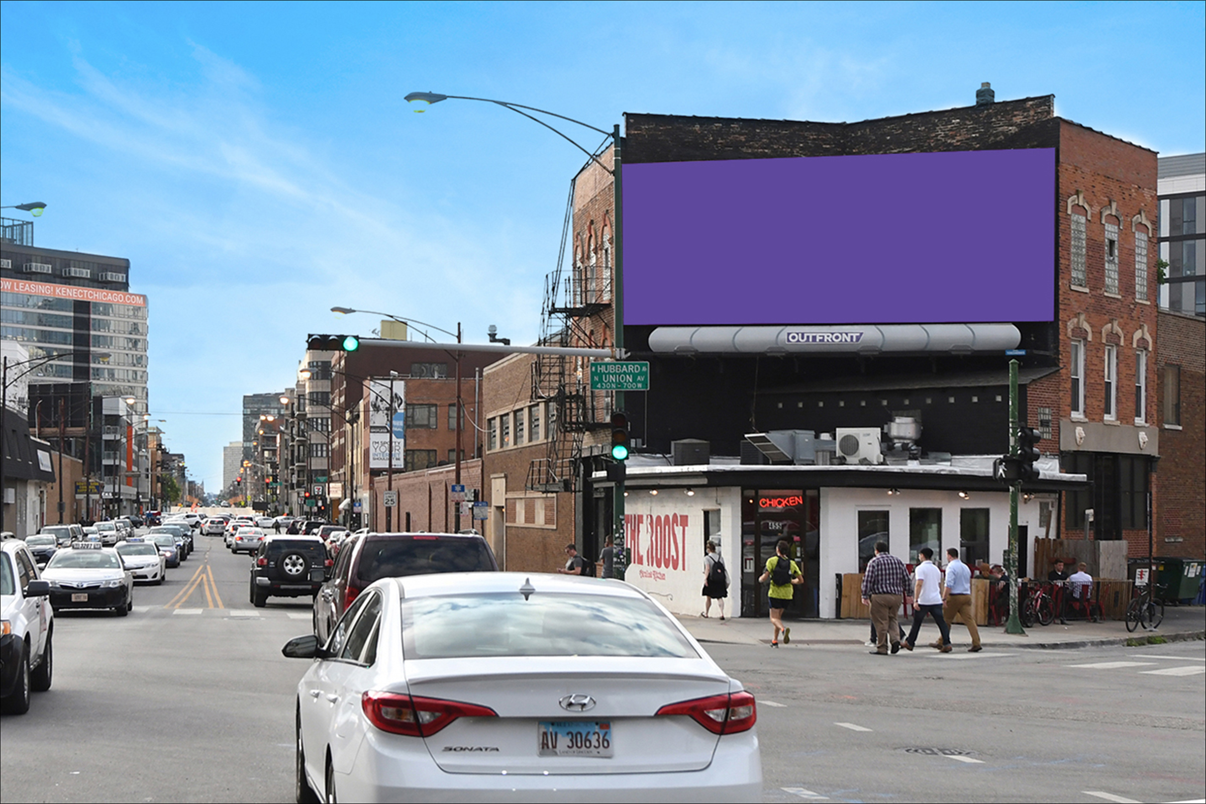 Milwaukee Avenue s/o Grand Avenue E/L