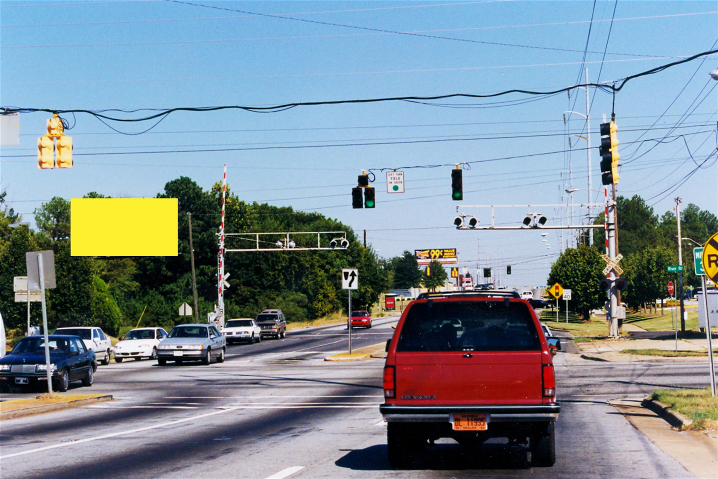 North X-Way E/O River Rd N/S