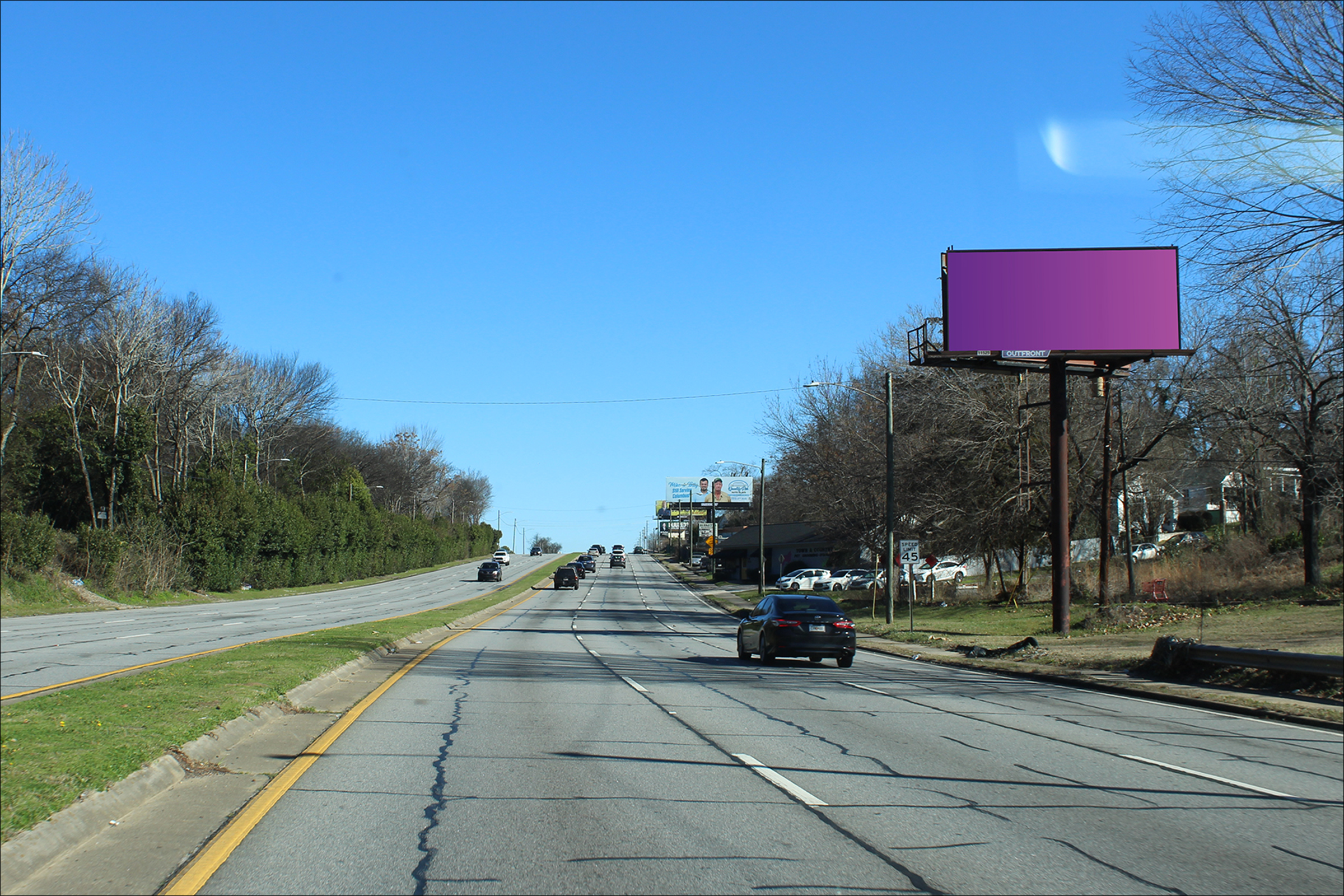 Veterans Pkwy N/O 25Th St E/S