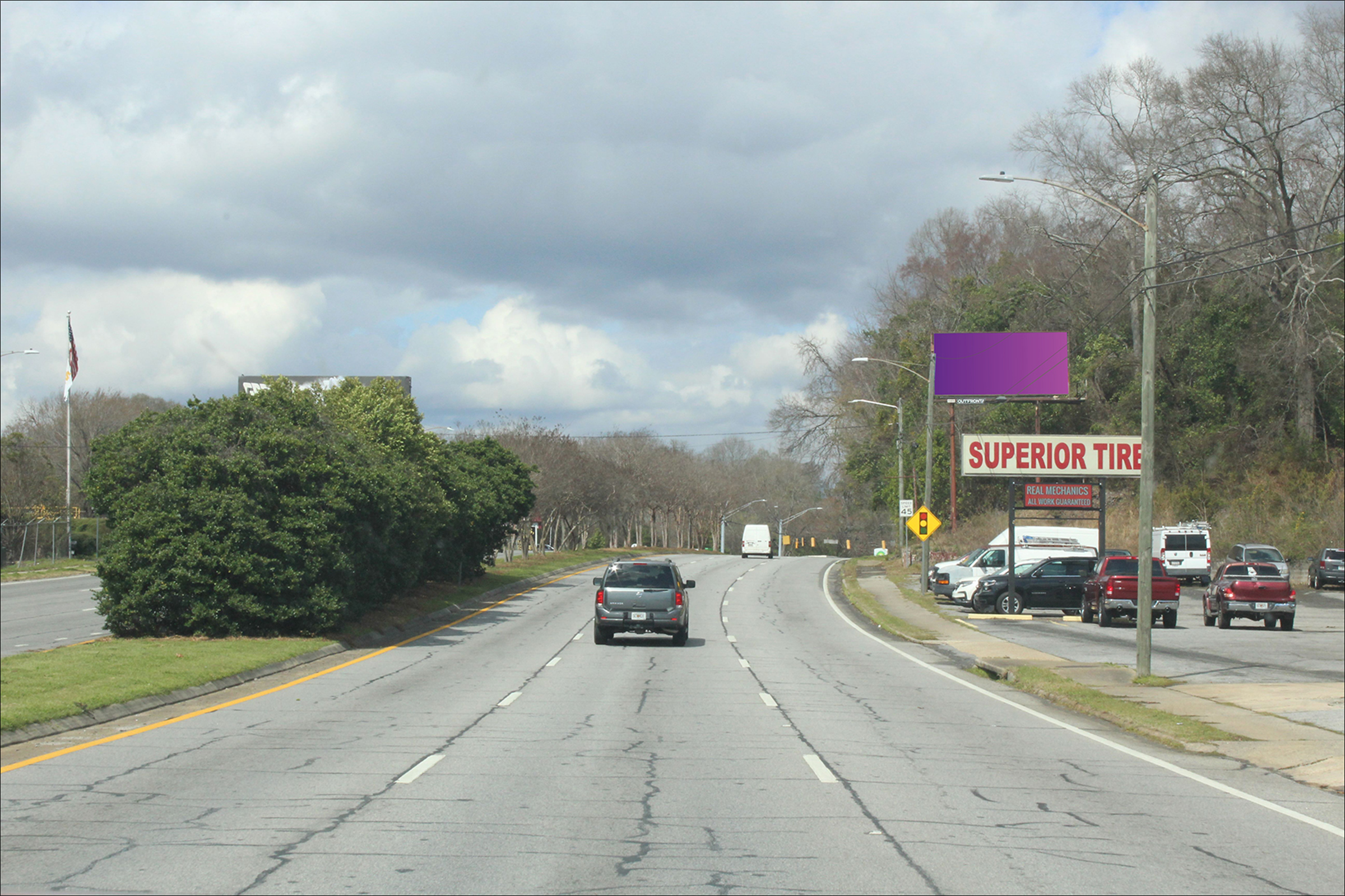 Veterans Pkwy N/O 20Th St E/S