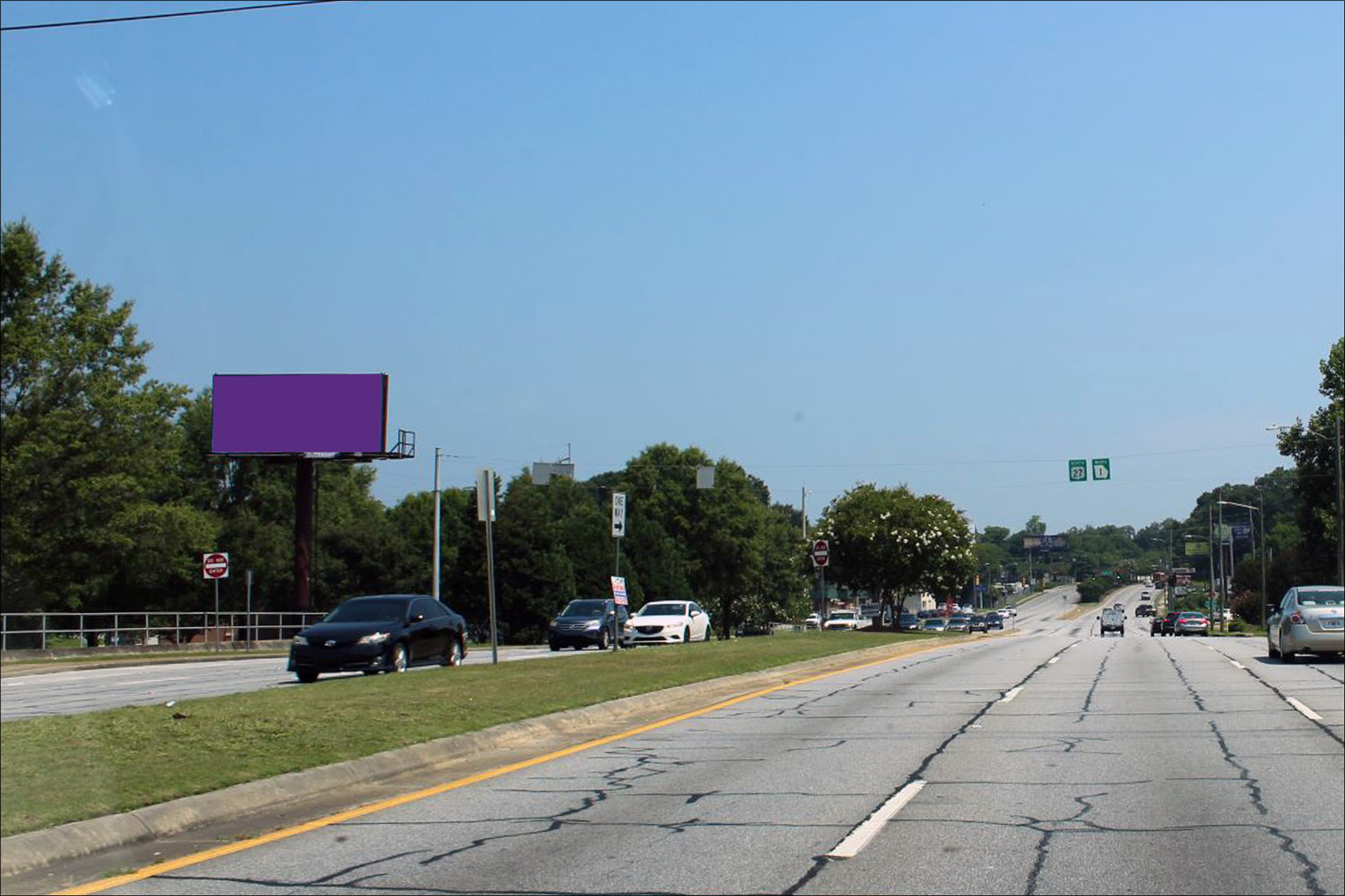 Veterans Pkwy N/O 18th St W/S