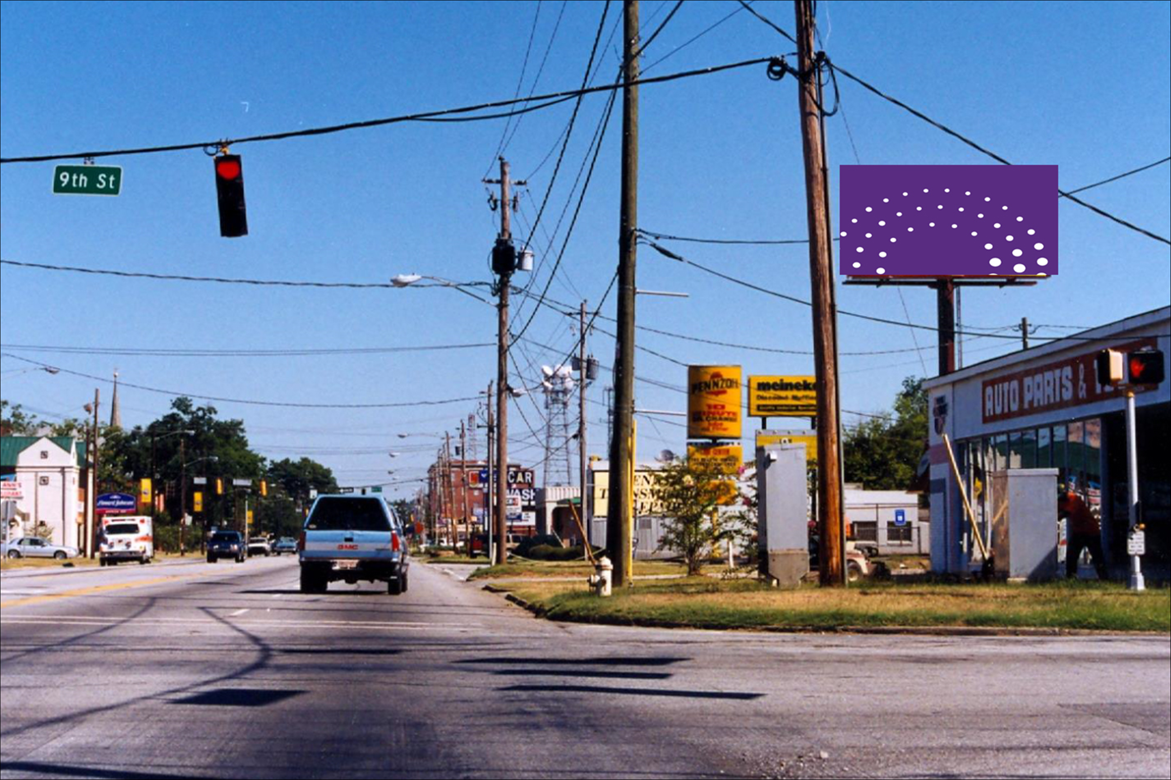 Veterans Pkwy S/O 10Th St E/S
