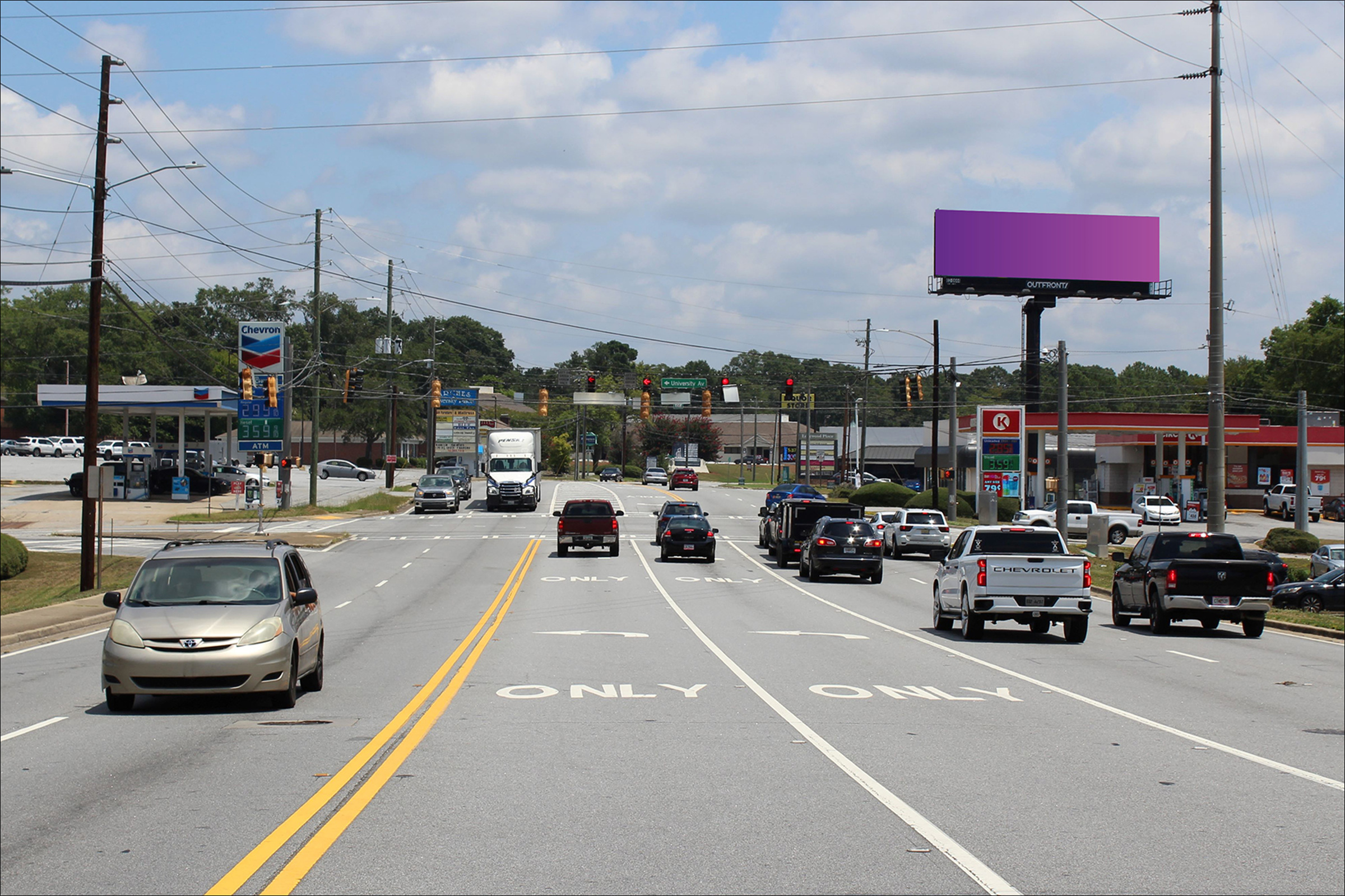 S/S Macon Rd E/O University Ave