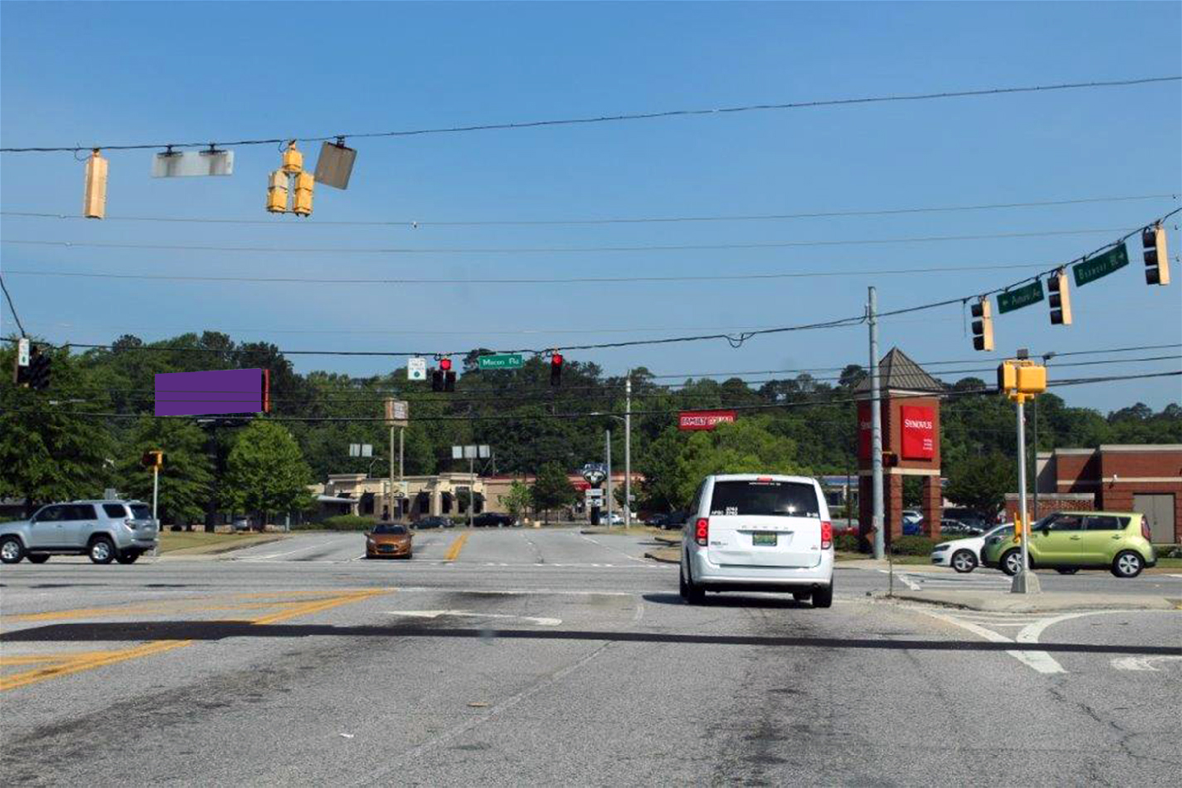 W/S Auburn Ave N/O Macon Rd