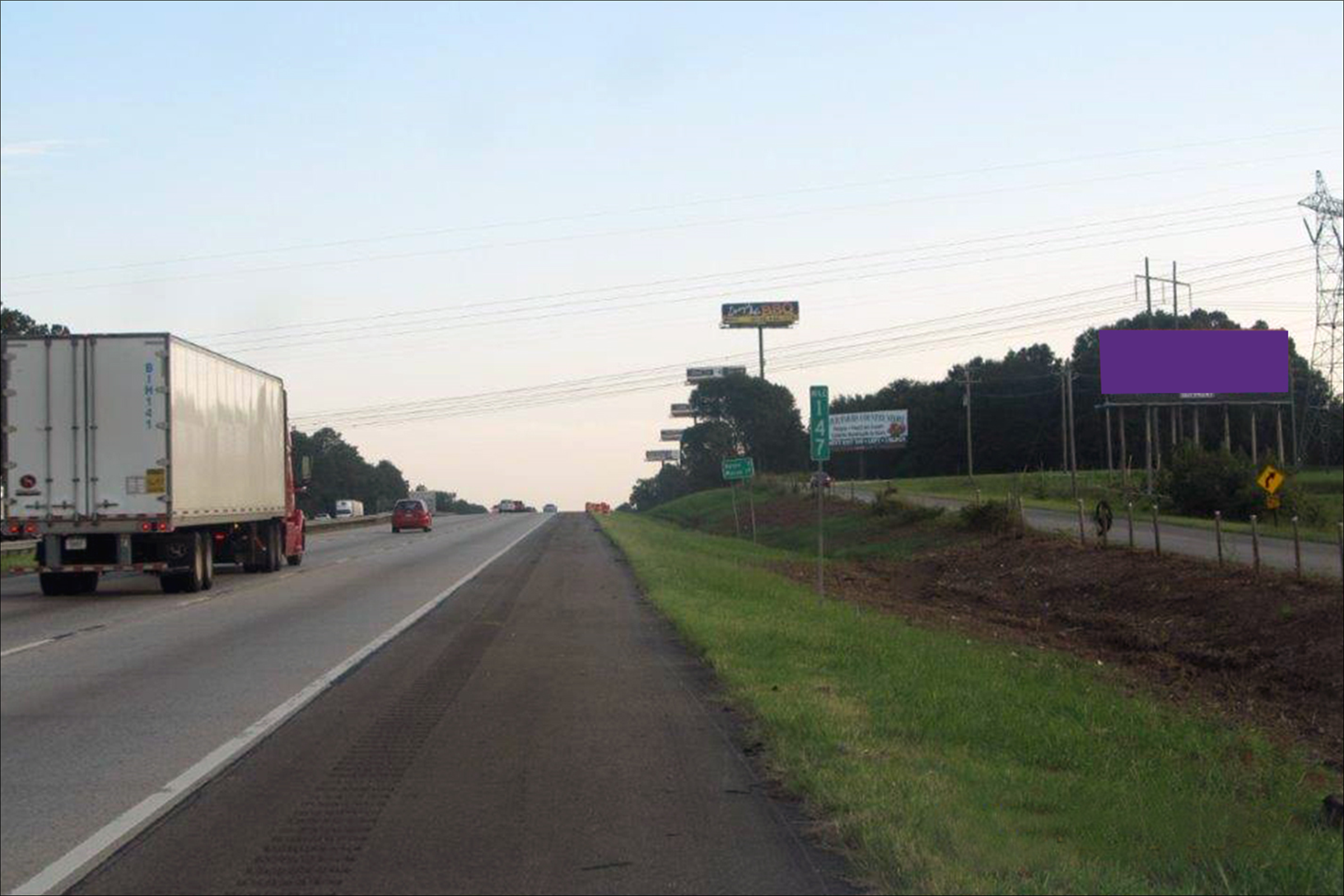 I-75 3696 ft N/O Exit 146