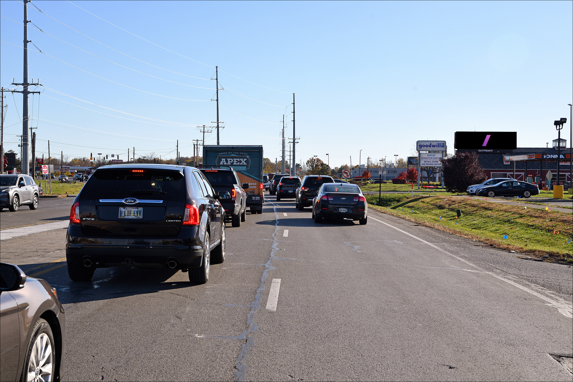 W/L Brice Road .5 mi S/O I-70