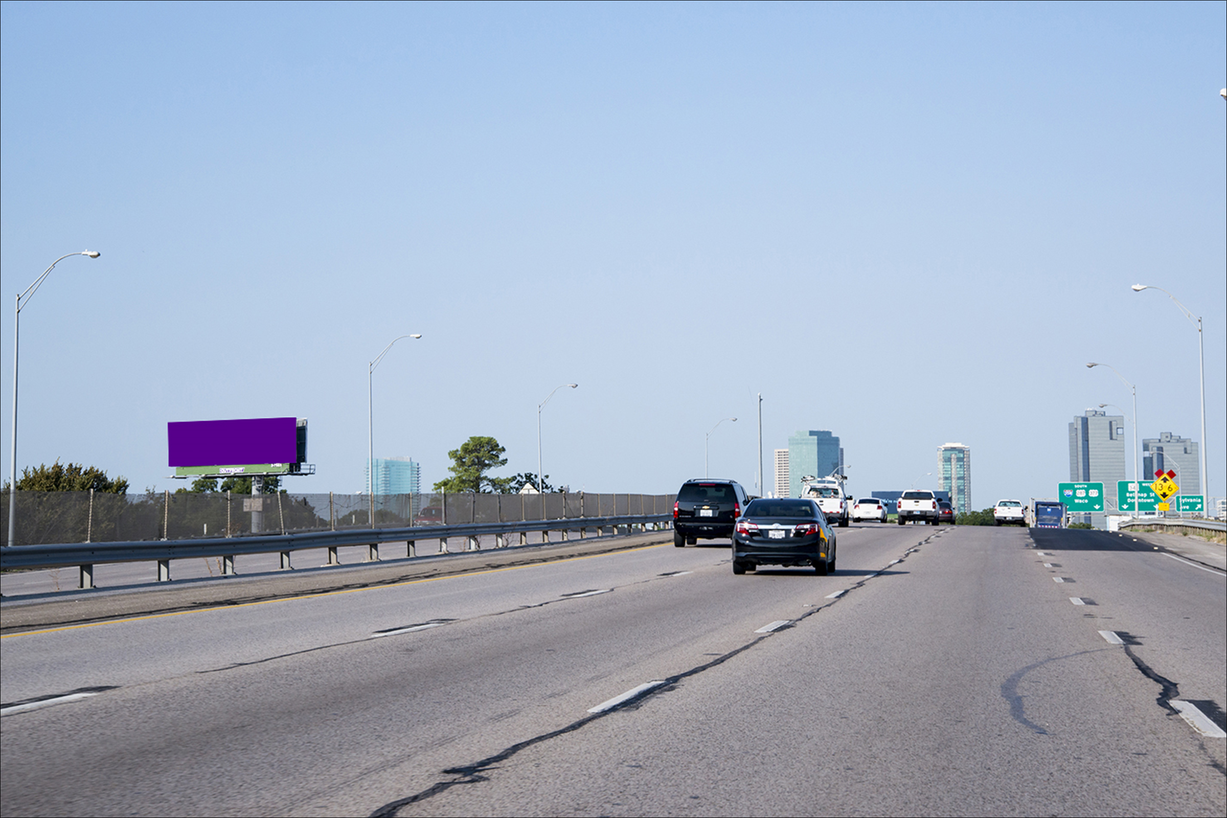 121 E/O Riverside S/S