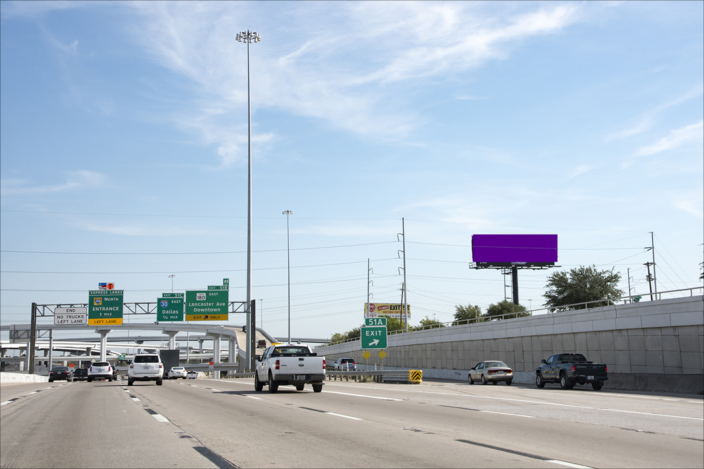 I-35W .1 Mi S/O Vickery E/S