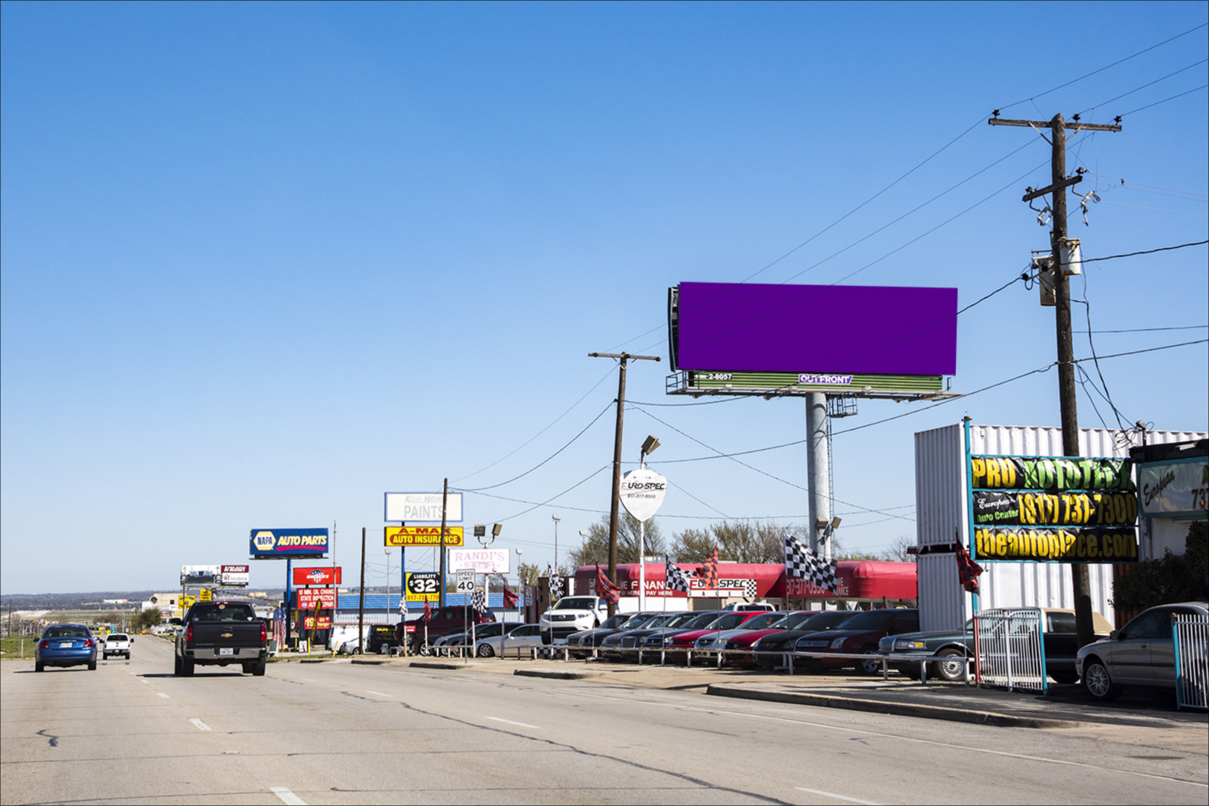 377 .5 N/O Camp Bowie E/S