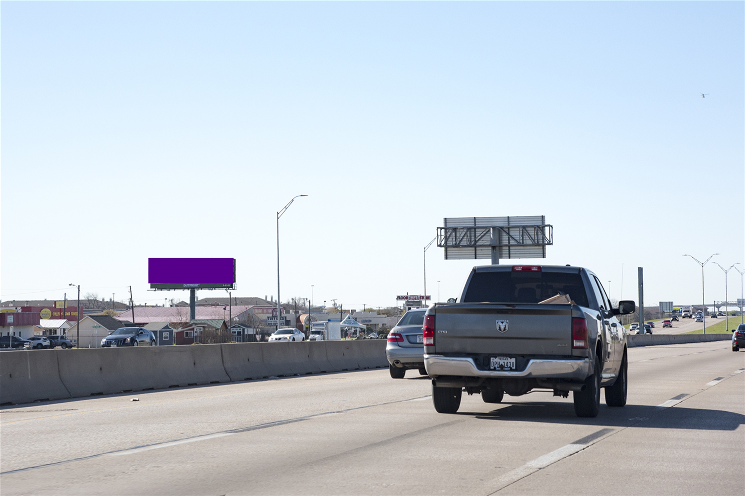 Hwy 360 1680' N/O Mayfield E/S