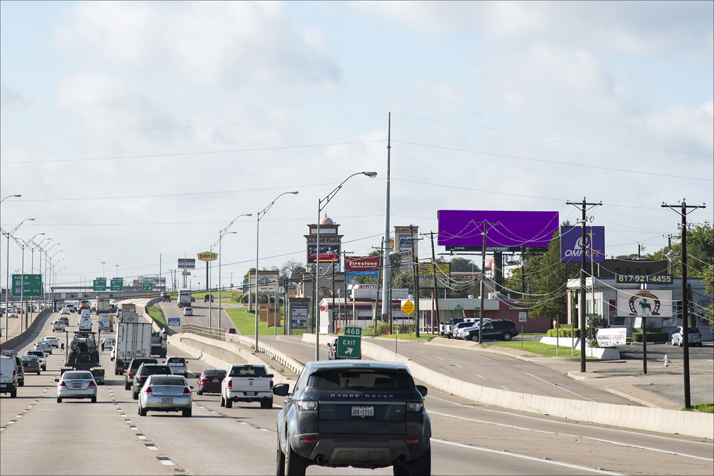 I-35W .2 Mi N/O Seminary Dr. W/S