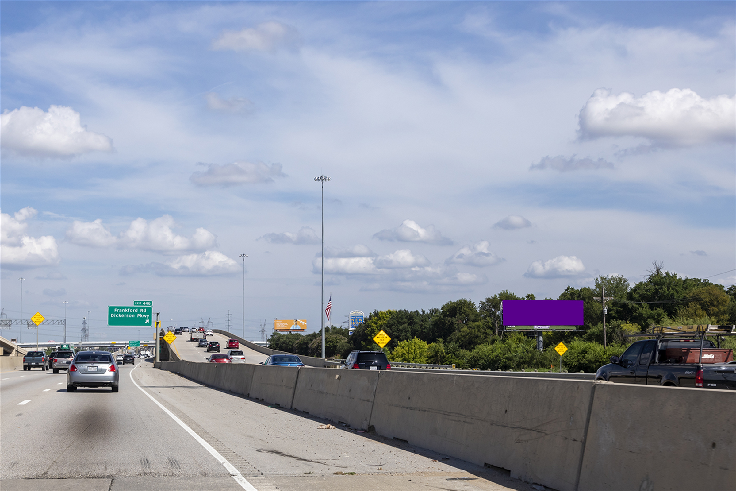 I-35E 50' N/O Elm Fork W/S