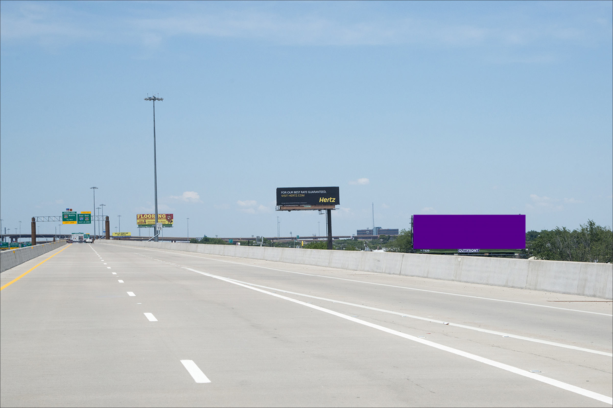 I-35E .8 mi S/O Royal Lane E/S