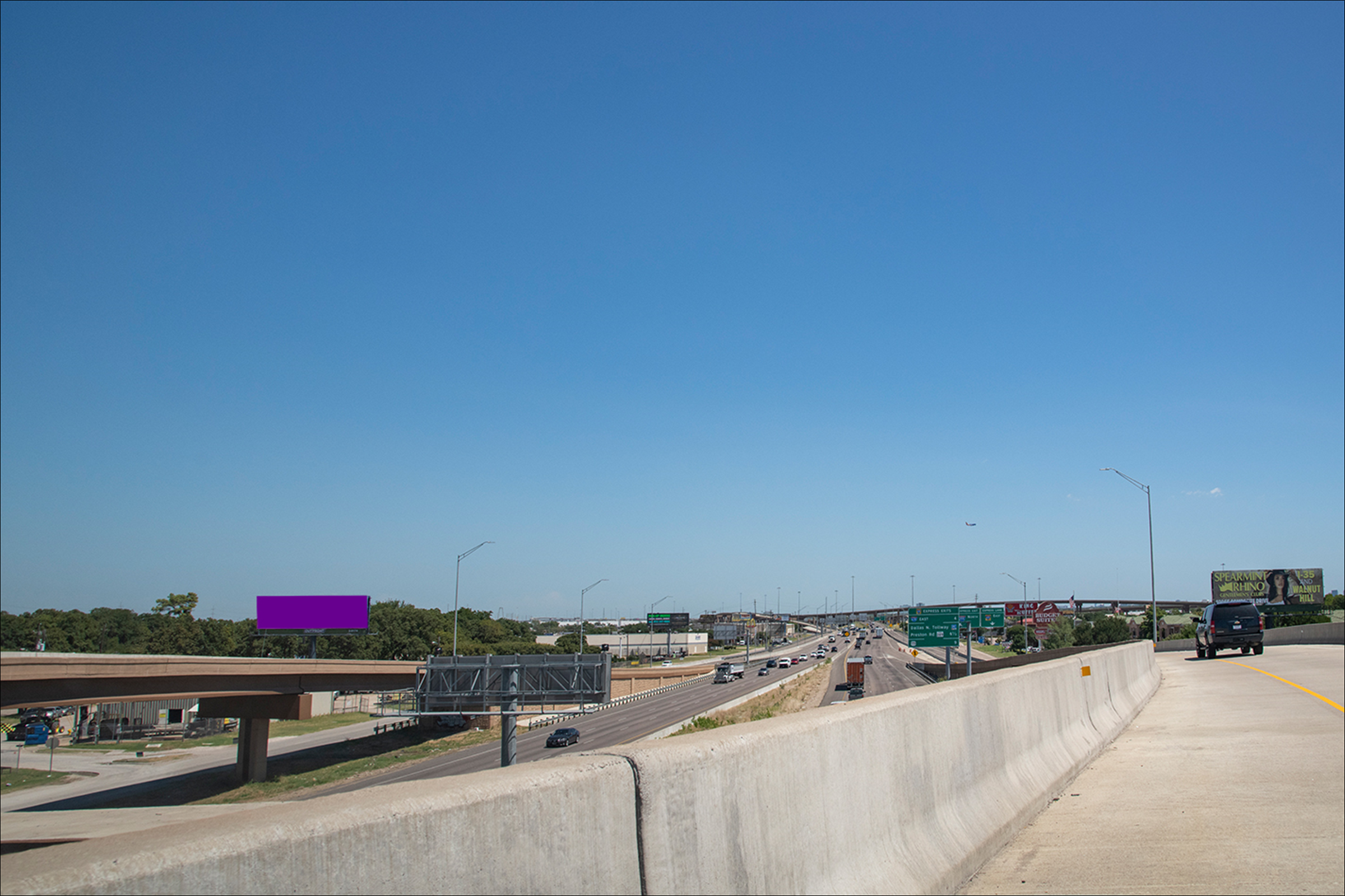 Loop 12 .2 Mi S/O Northwest Hwy W/S