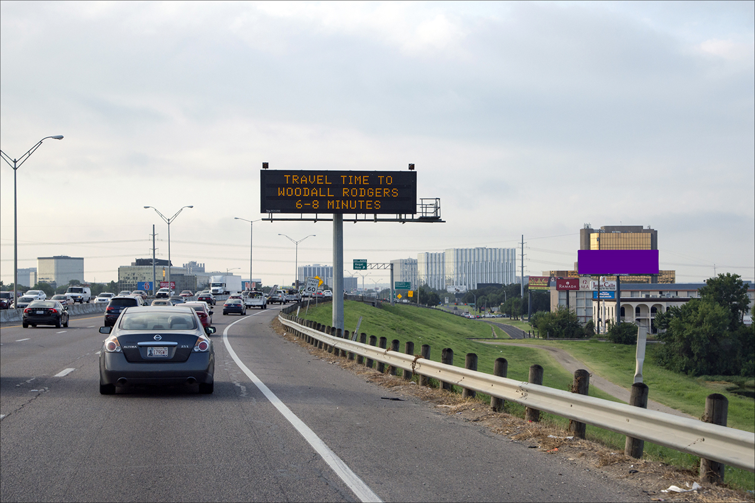 I-35E  1000' N/O Regal Row W/S
