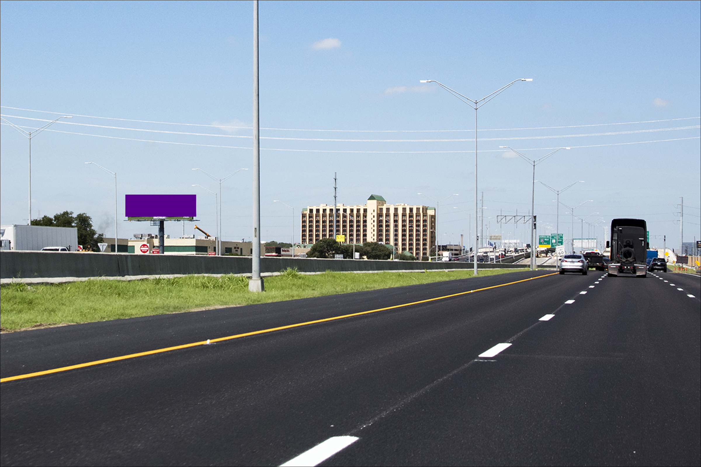 183 1 Mi E/O Regal Row S/S