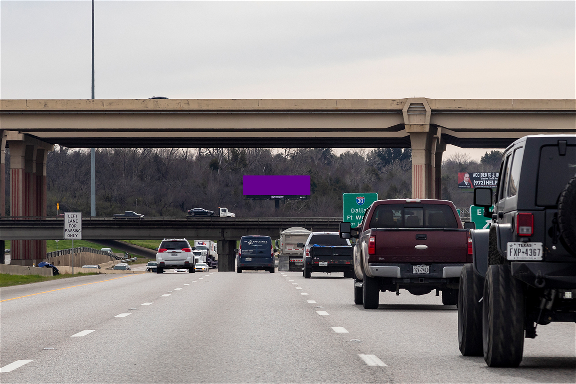 Loop 12 1/4 Mi S/O I-30 E/S