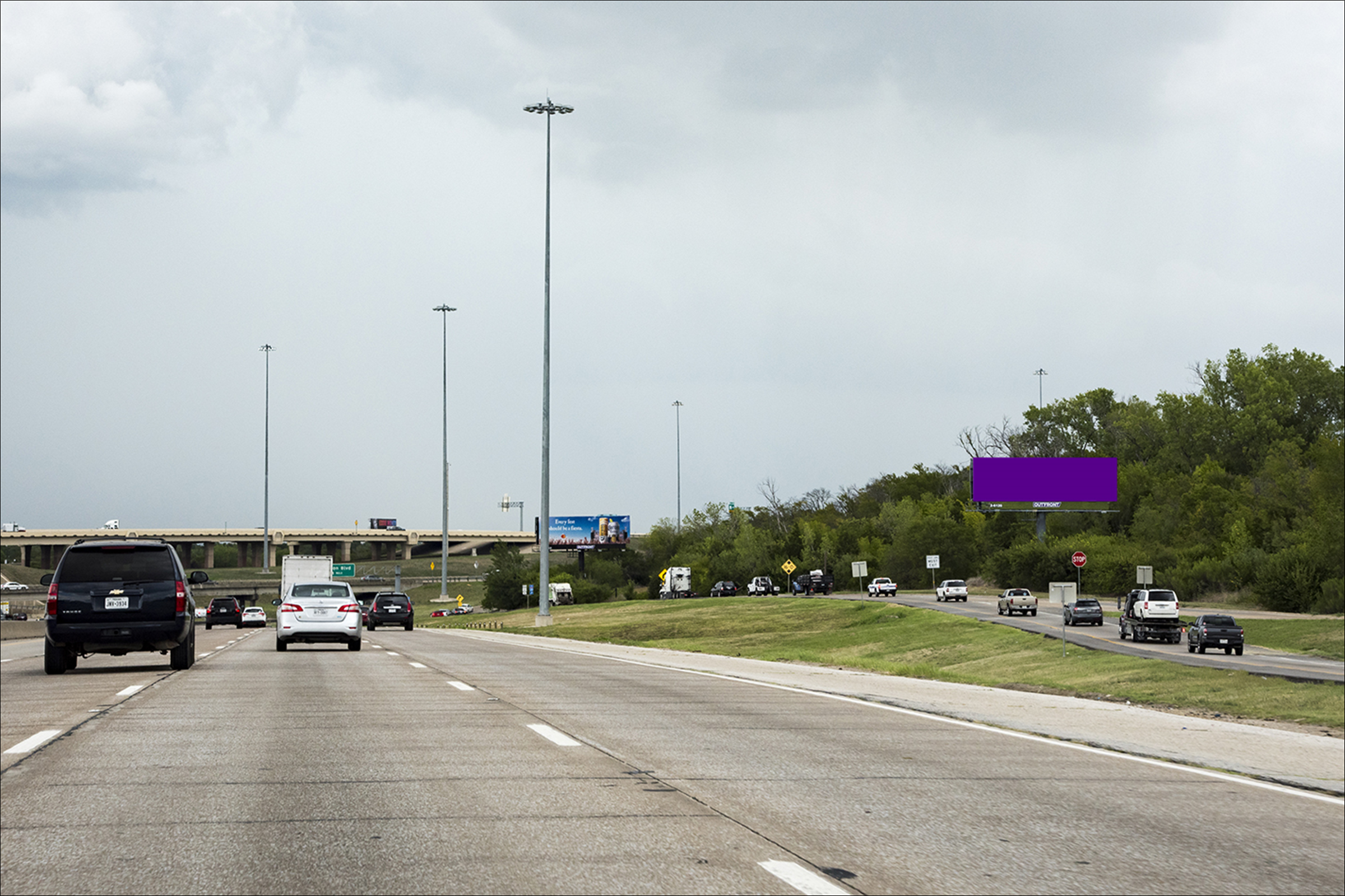Loop 12 1/2 Mi S/O I-30 E/S
