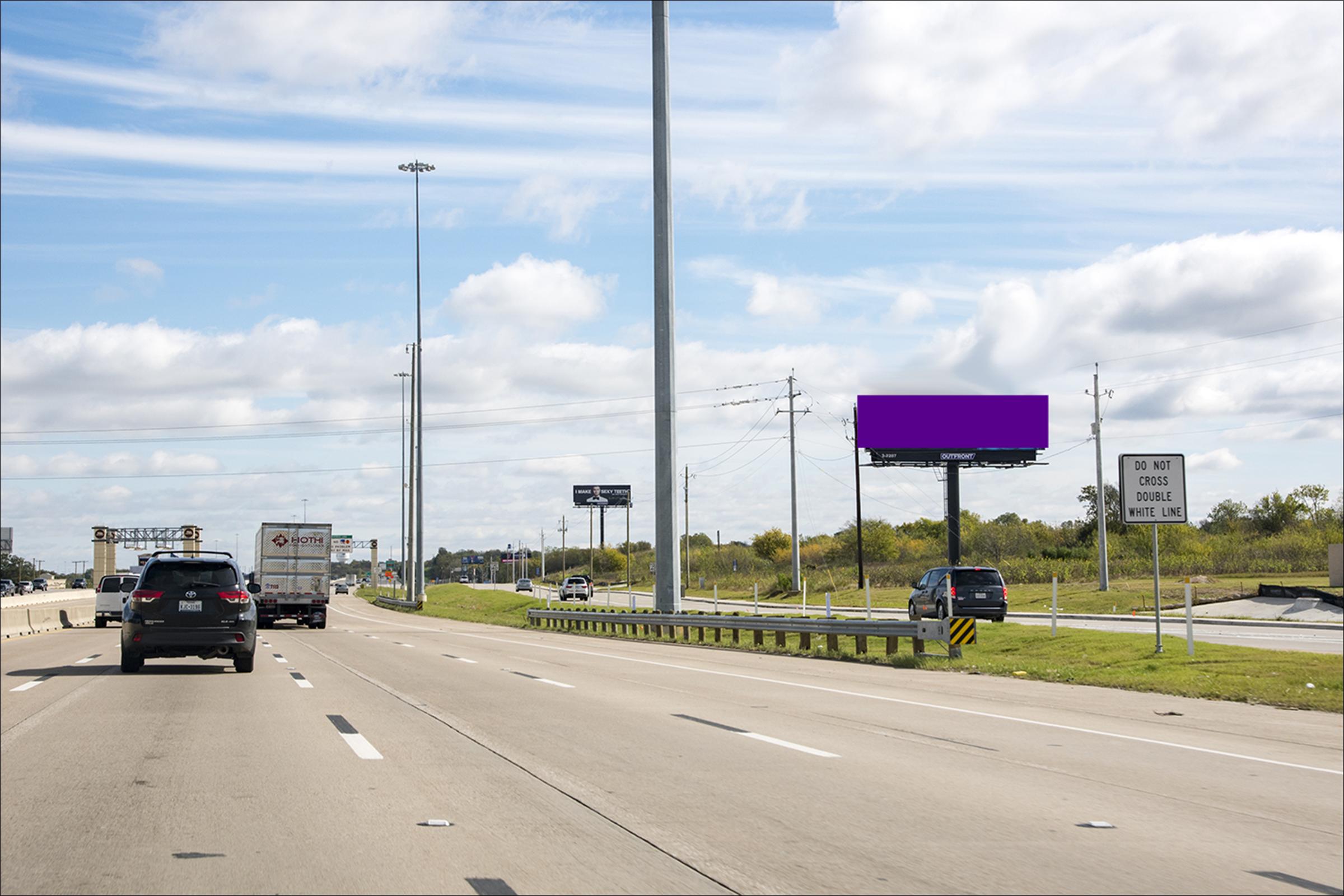 I-30 (Tom Landry) .75 Mi W/O Beltline S/S