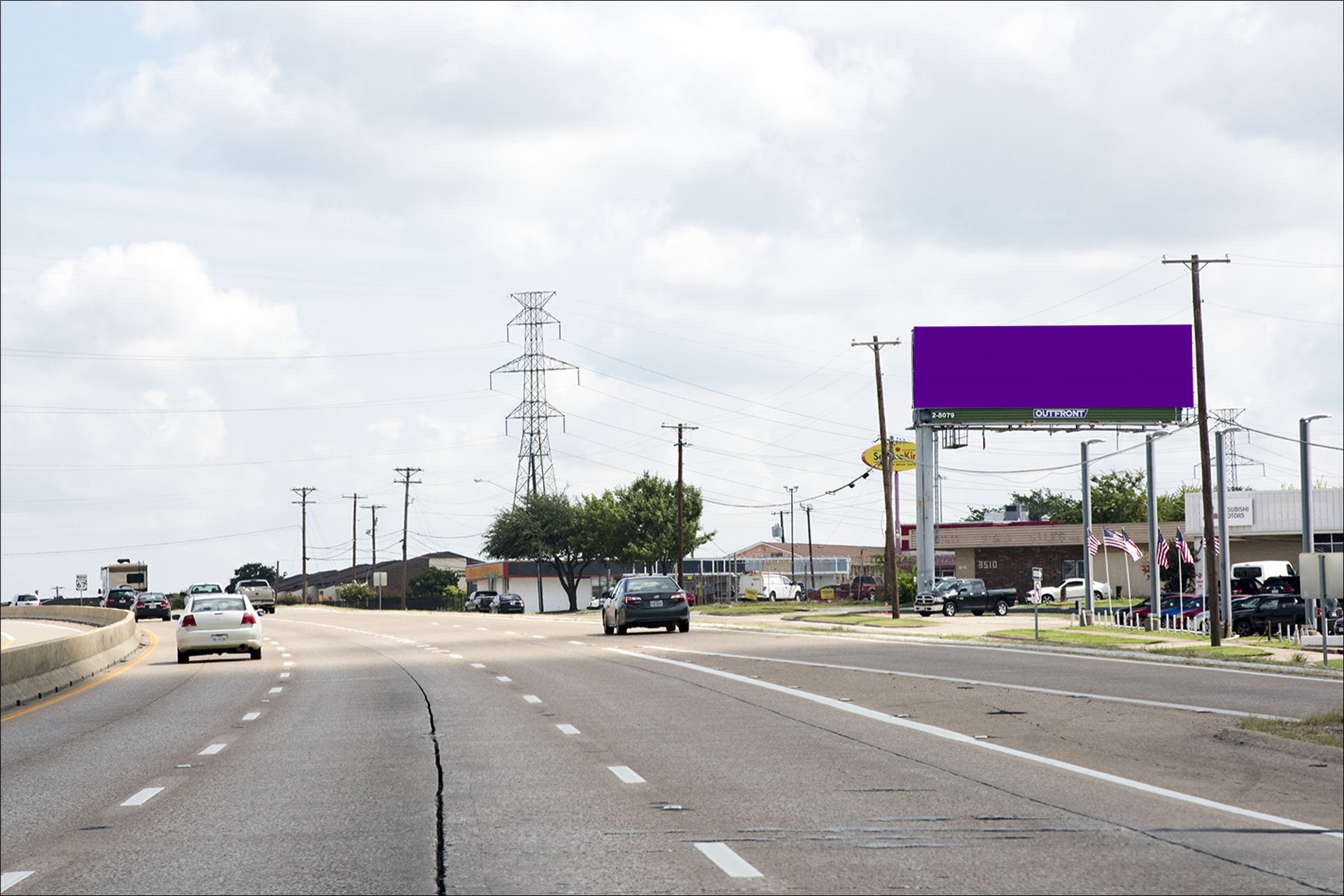 Hwy 67 1500' S/O Kiest Blvd. E/S
