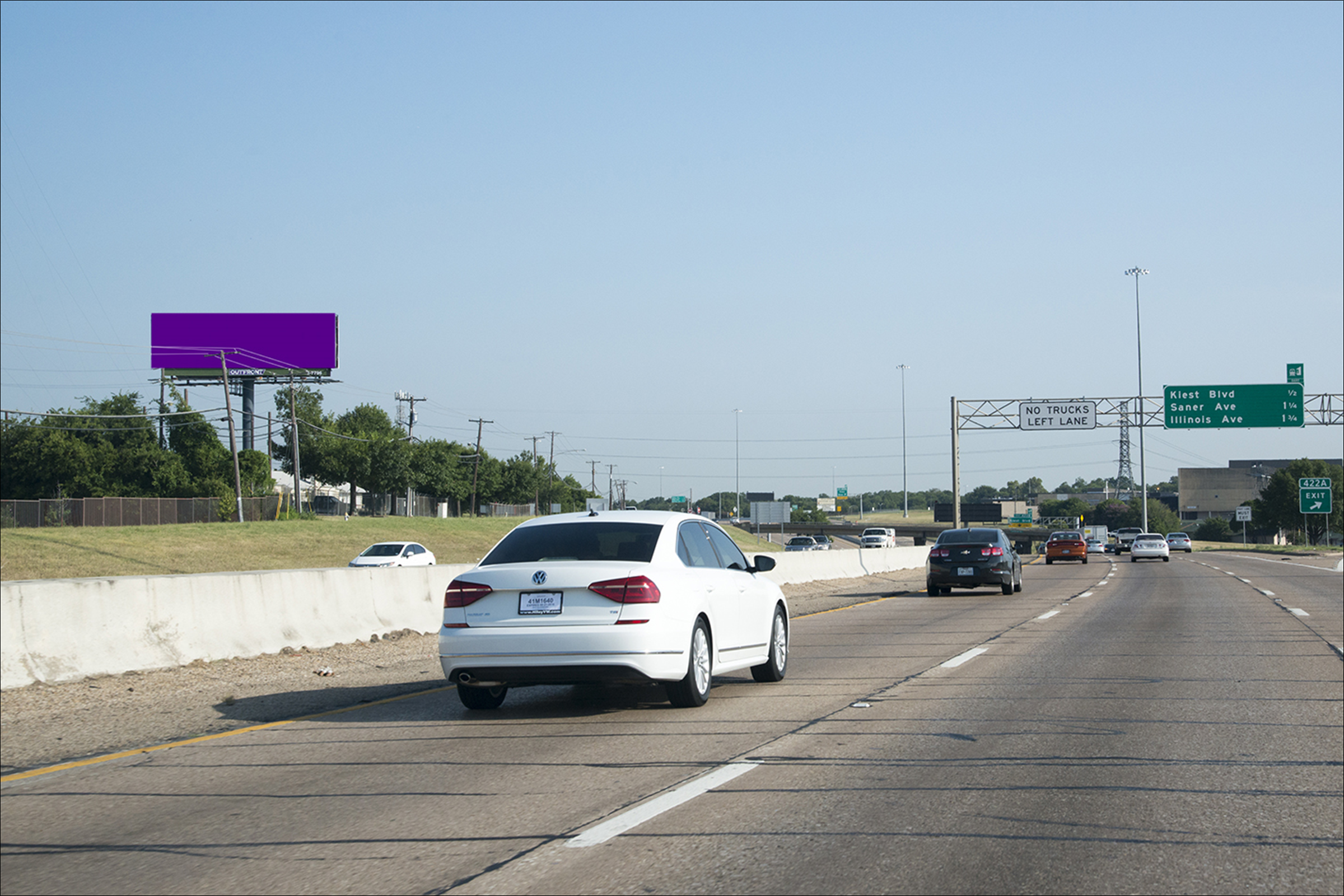 I-35E .8 Mi N/O Loop 12 W/S