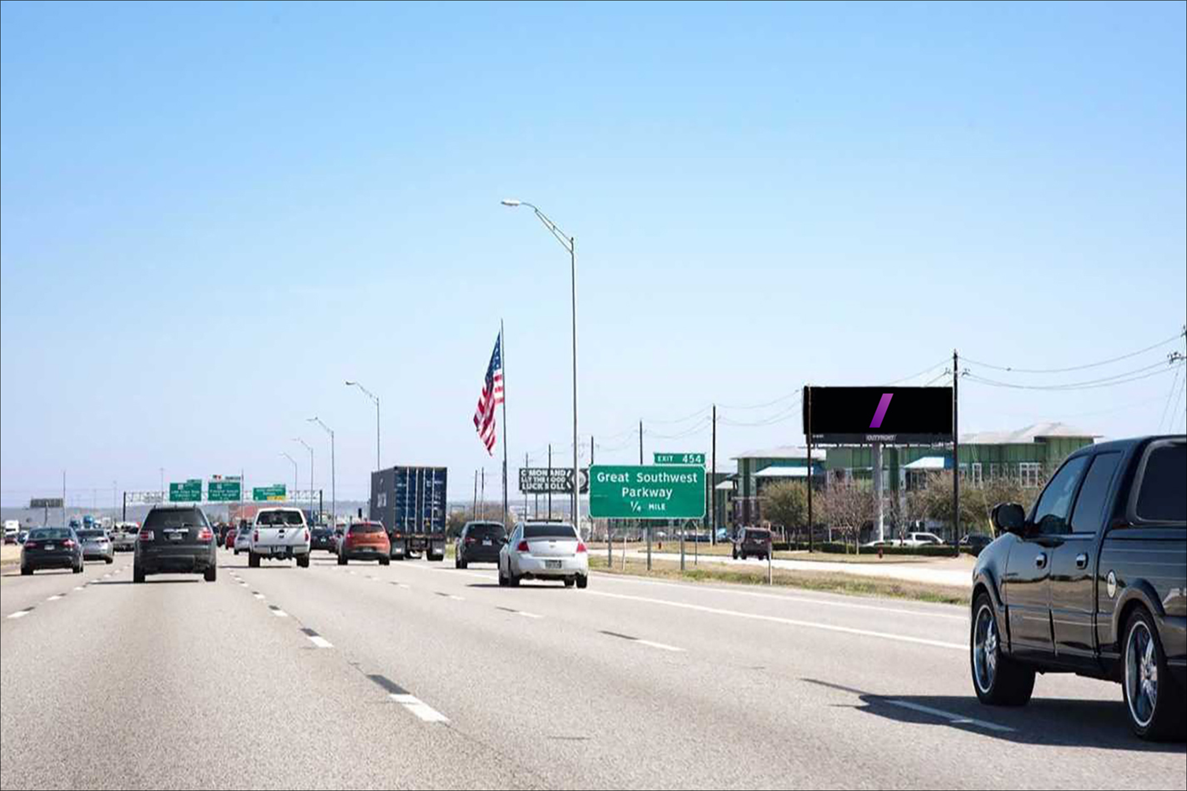 I-20 2530' E/O Hwy 360 S/S