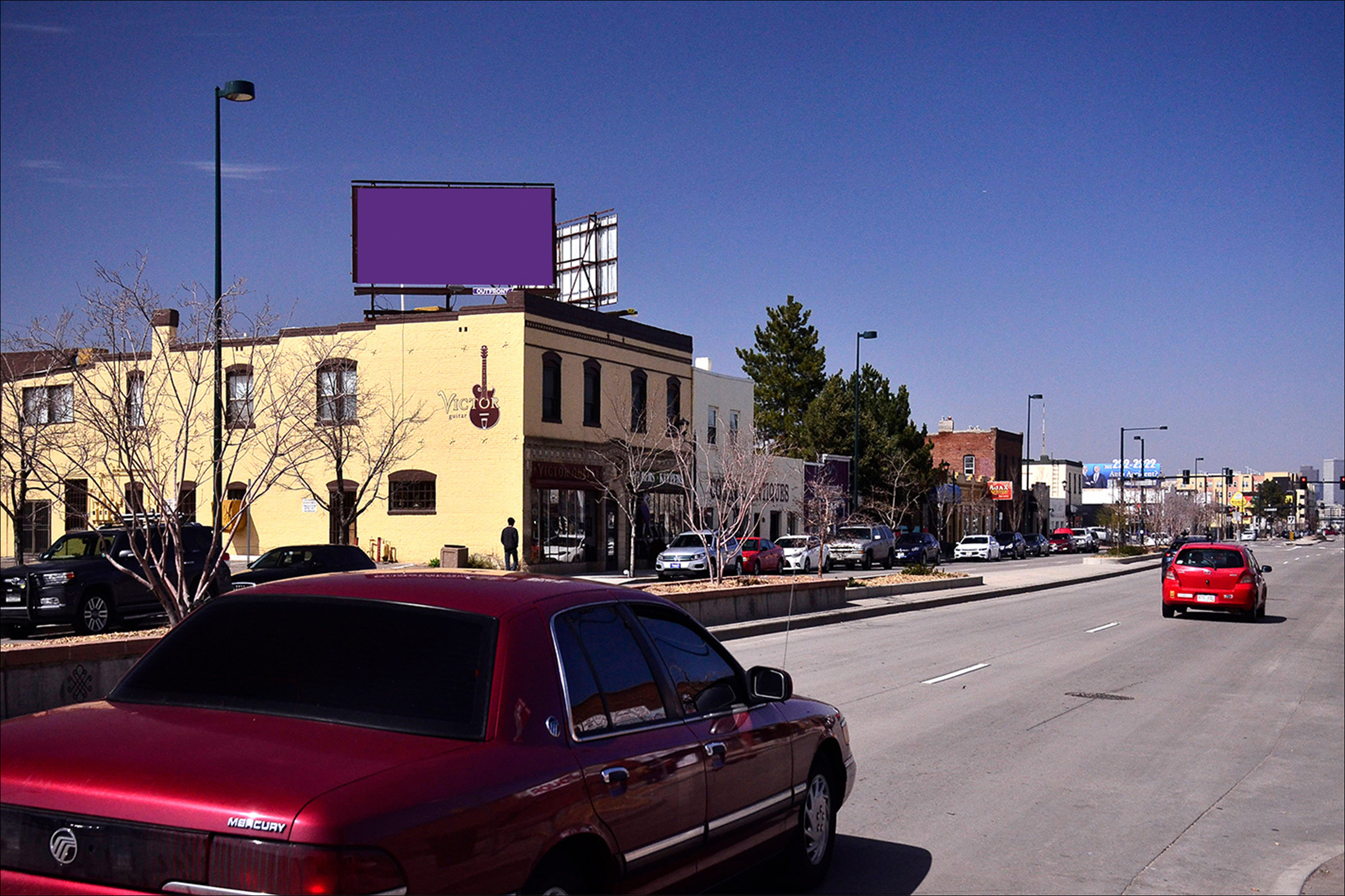 S Broadway 1455 Ws 50.00 ft S/O Arkansas