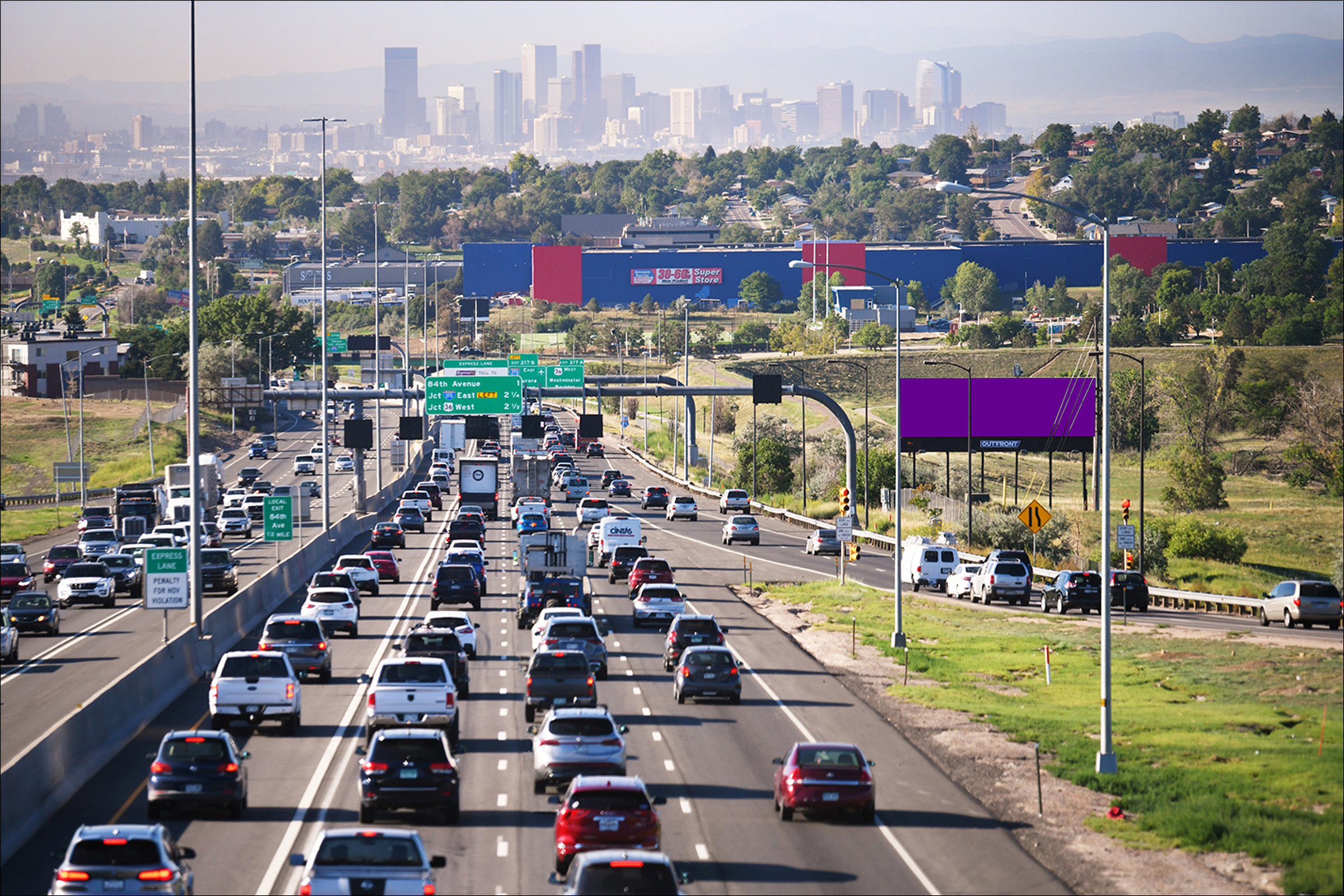 OUTFRONT PRIME: I-25 Ws .25 mi S/O Thornton Pkwy (92Nd)