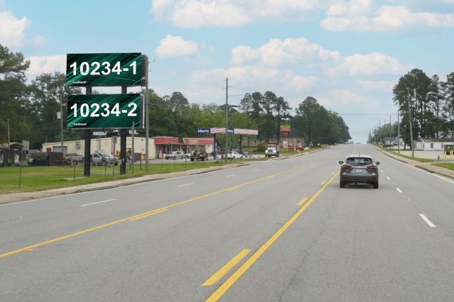 Hwy 319 @ W Geranium Ave WS, S/F LR