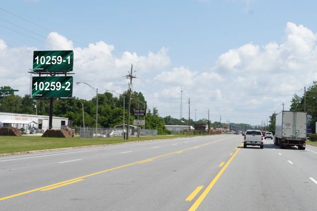 Hwy 301 300 ft S/O Padgett Dr WS, S/F, Bottom LR