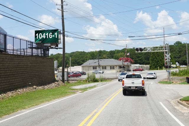 Univeter Rd .23 Miles E/O S McCollum Dr SS, E/F LR