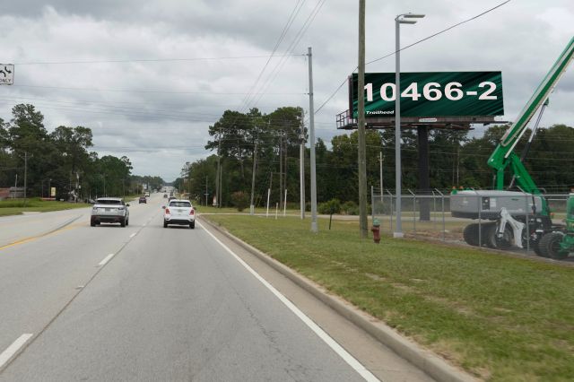 Hwy 301 .56 Miles S/O Veterans Memorial Pkwy ES, S/F RR