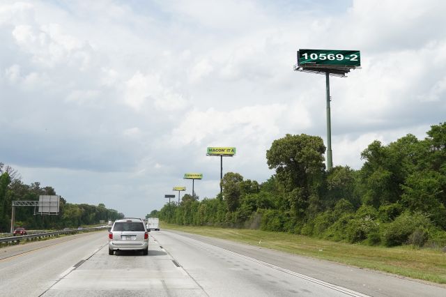 I-75 2.07mi S/O GA-49 (Exit 149) ES, S/F RR