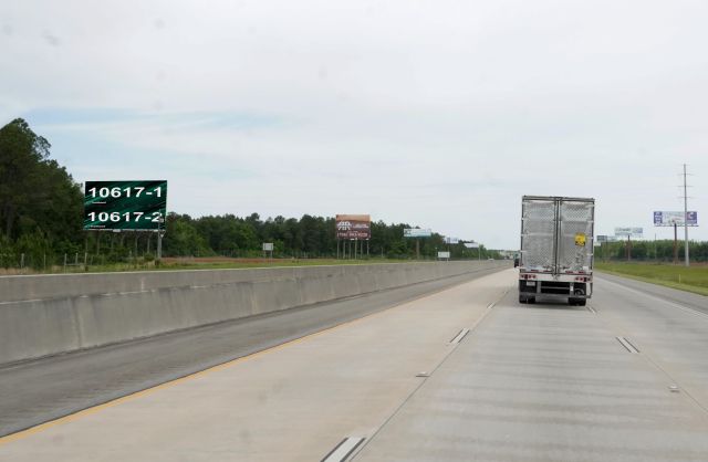 I-75 .98mi N/O W 4th St (Exit 41) WS, Bottom, S/F LR