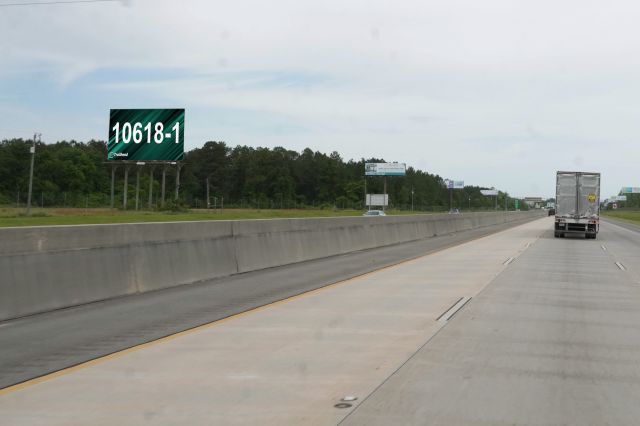 I-75 1.08mi N/O W 4th St (Exit 41) WS, S/F LR