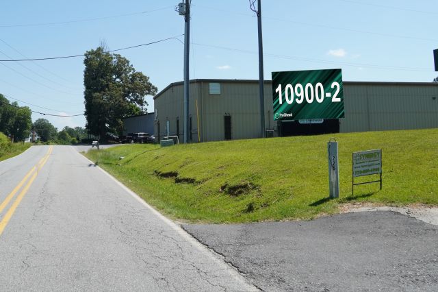 Tidwell Dr 0.23 mi W/O Union Hill Rd SS, NE/F RR