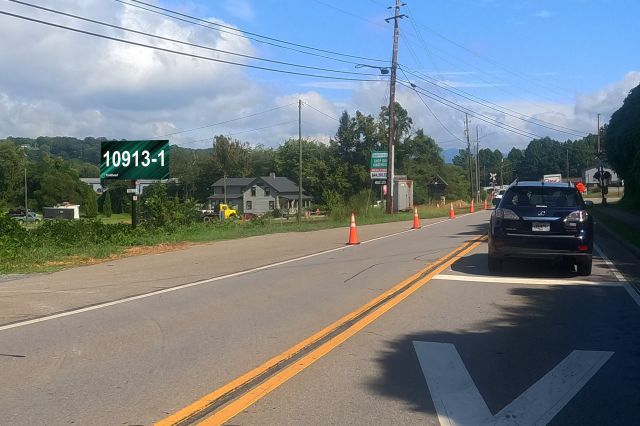 Hwy 52 0.14 mi S/O Sailors Dr WS, S/F LR