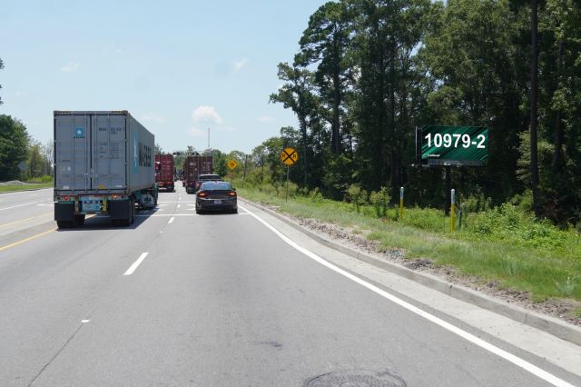 Hwy 307 0.69 mi W/O Hwy 21 NS, E/F RR